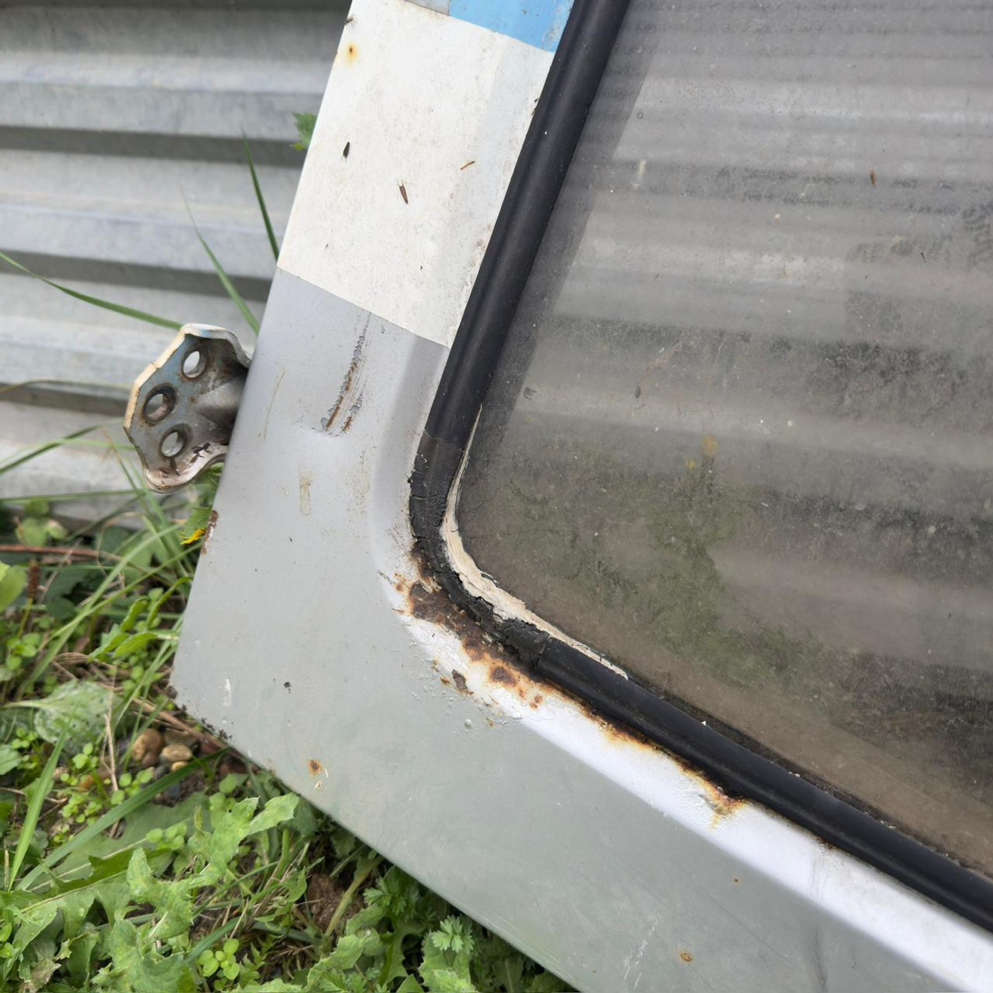 2222 Дверь передняя левая MITSUBISHI FUSO, 9999 рублей, Невинномысск