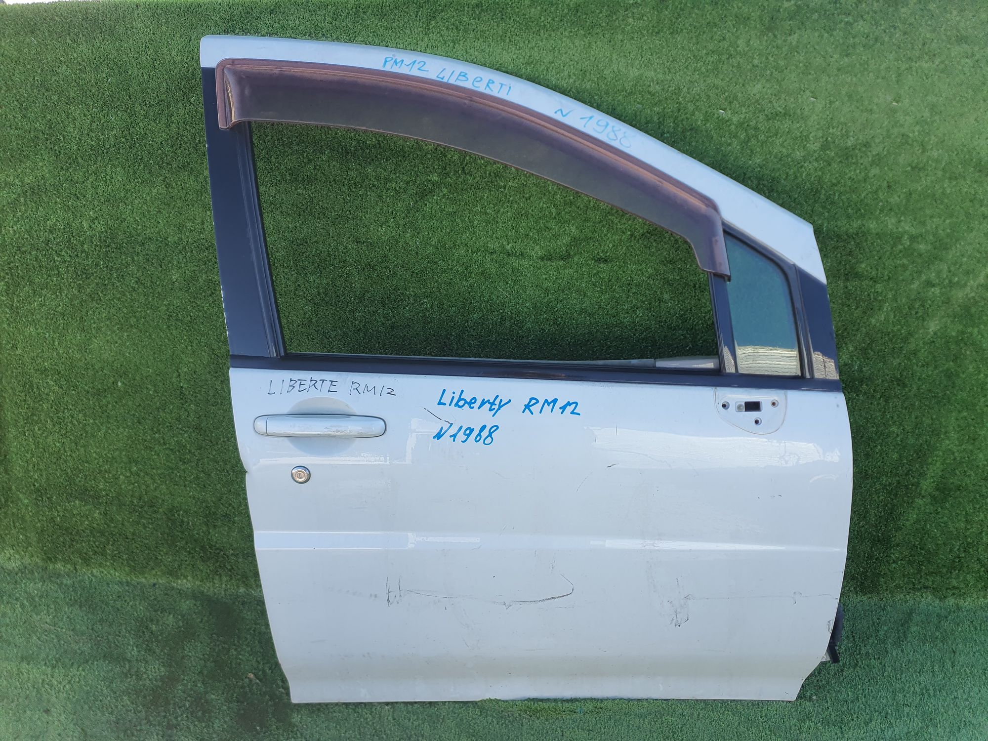 1988 дверь передняя правая на NISSAN LIBERTY RM12, 9500 рублей, Невинномысск