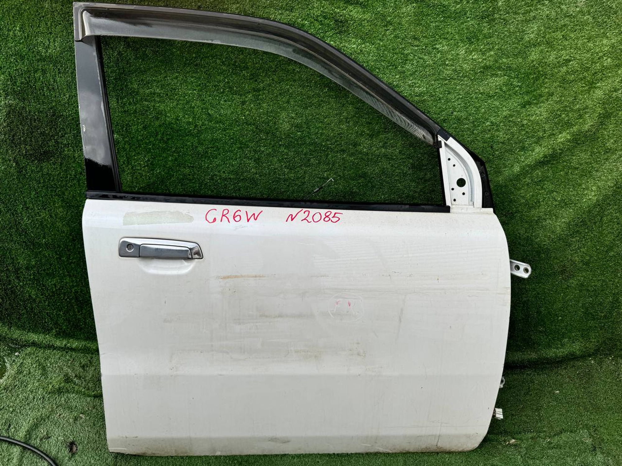 2085 дверь передняя правая на MITSUBISHI DION CR6W, 7500 рублей, Невинномысск