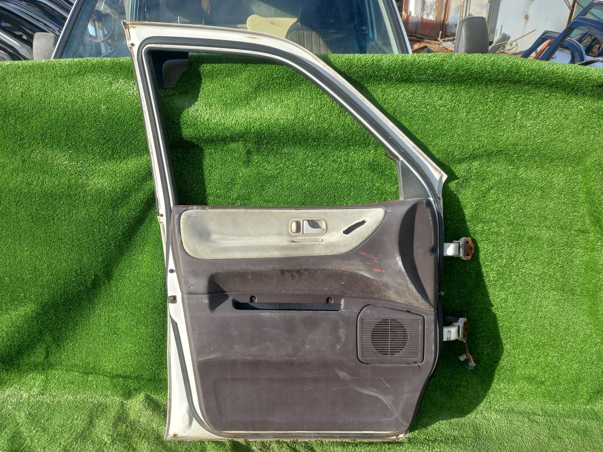 39 дверь на NISSAN LARGO W30, 9000 рублей, Невинномысск