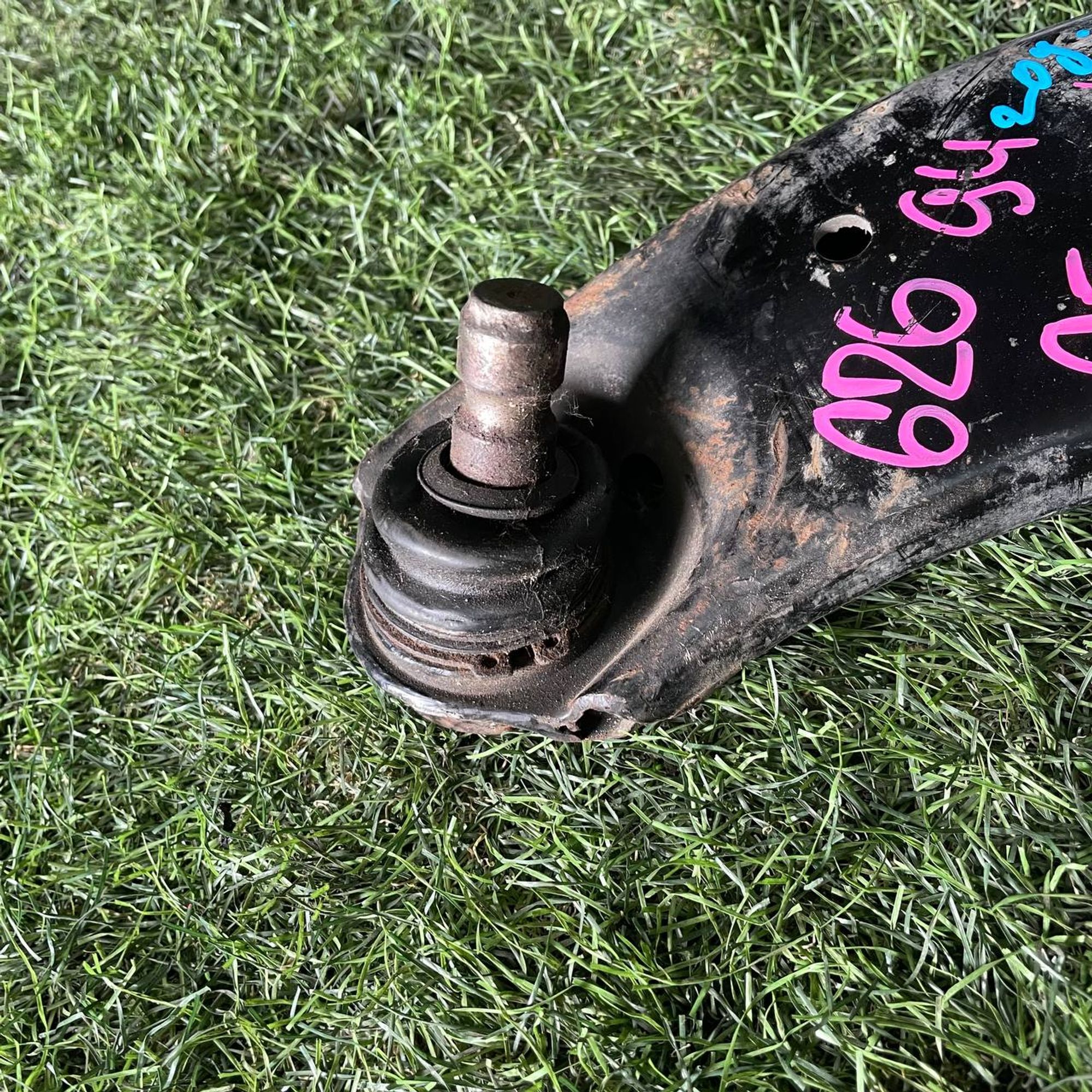 392 Рычаг передний левый нижний MAZDA 626, 1 рублей, Невинномысск