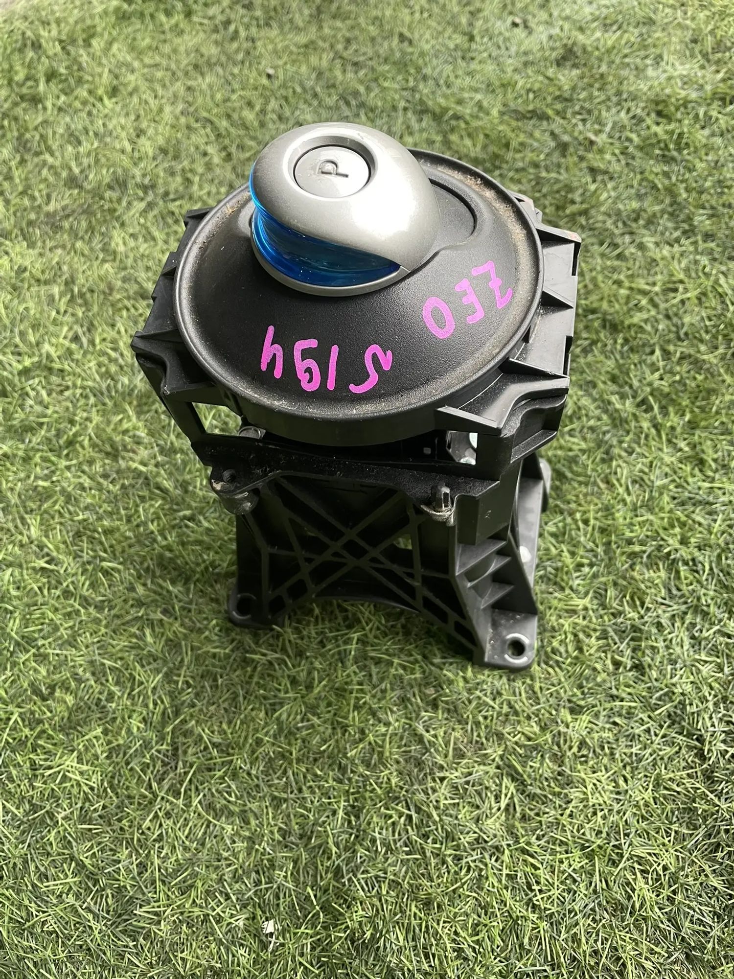 https://ycs.partsauto.market/partsauto-images/thmbs/userImages/772e461030aea93f4dbb6447c0f924d3/part/c1fadd0f-13f1-4ce3-a05c-2636064e880e_1776154463233.jpg