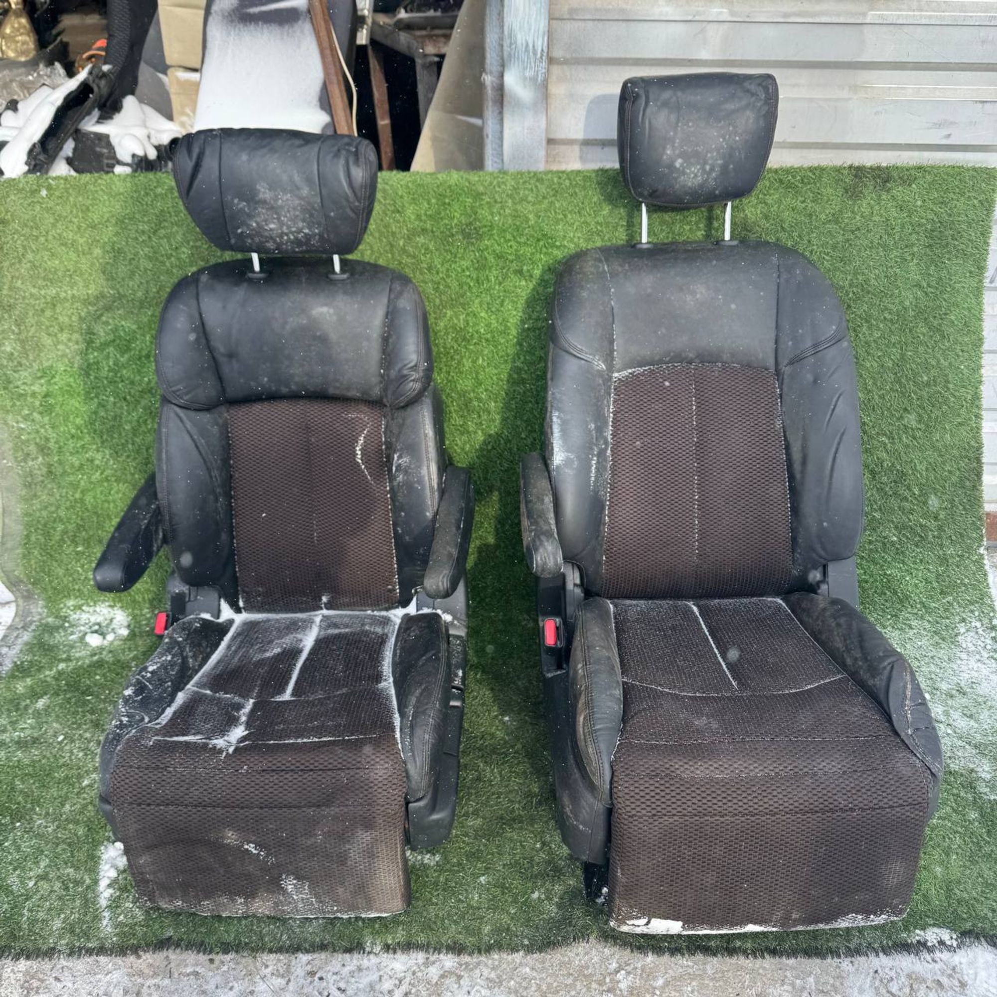 https://ycs.partsauto.market/partsauto-images/thmbs/userImages/772e461030aea93f4dbb6447c0f924d3/part/c1fdd0f3-d966-426d-a5df-be902182a0a1_1740204974533.jpg