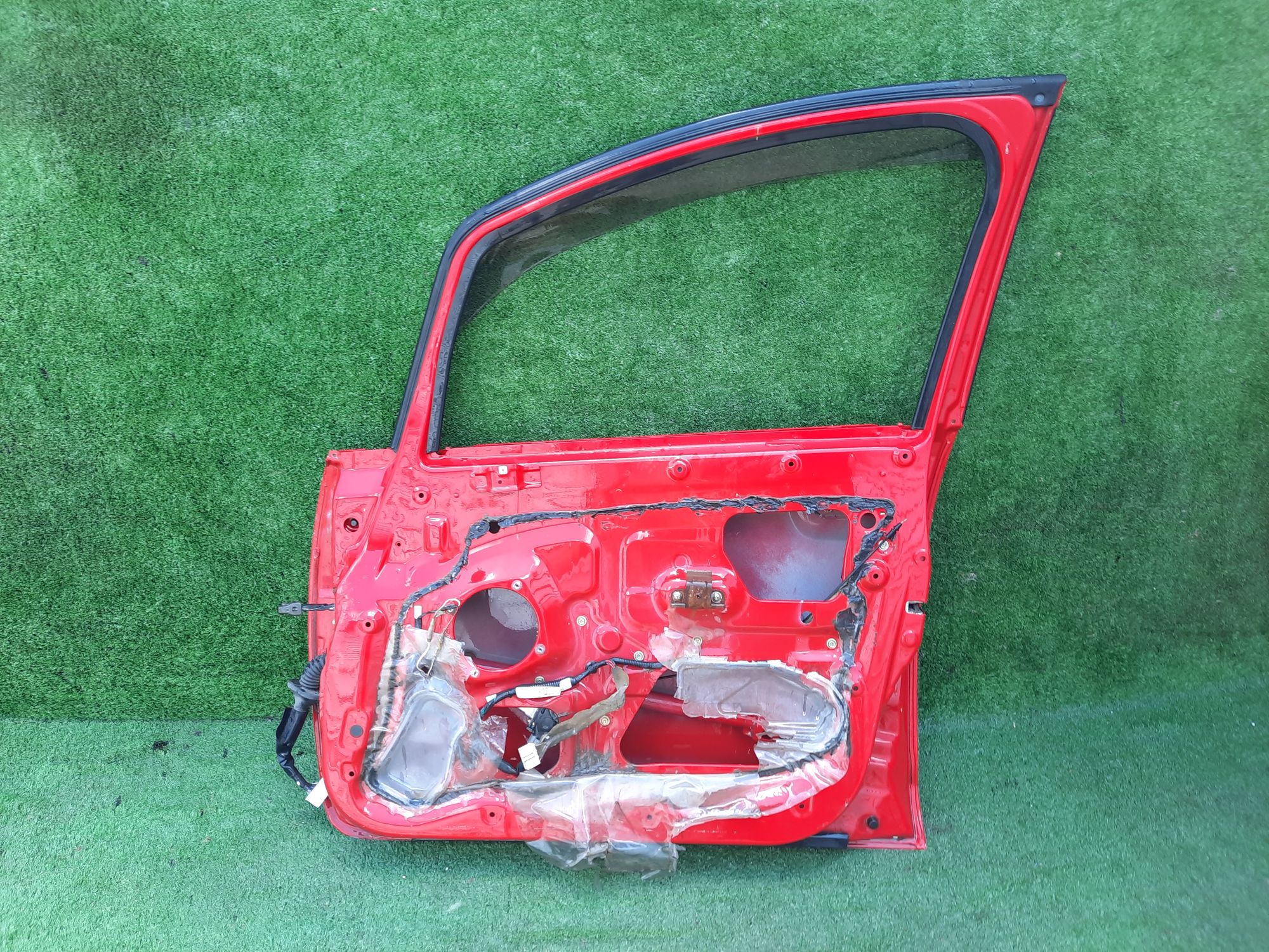 1940 дверь на MITSUBISHI COLT Z25A, 10500 рублей, Невинномысск