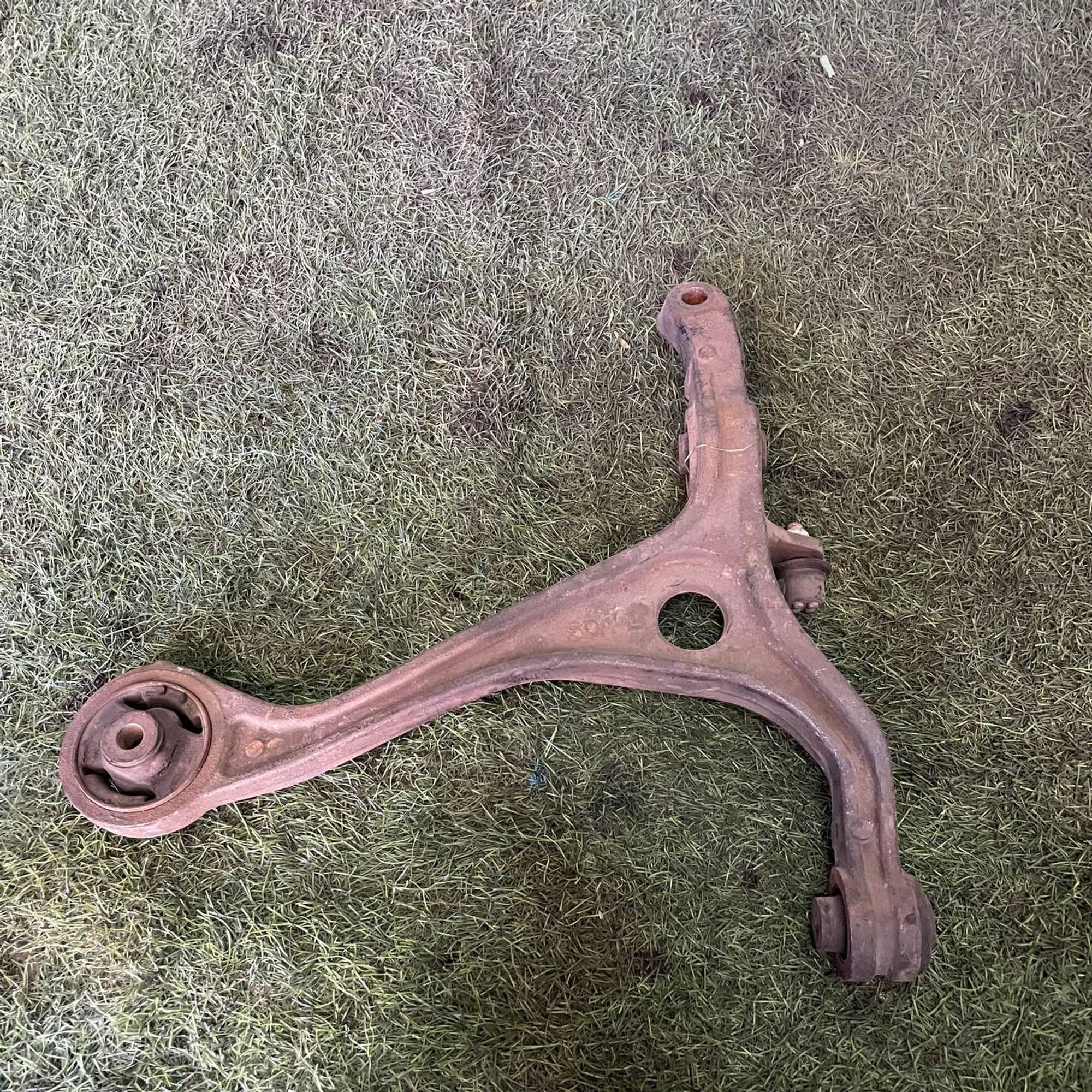 450 Рычаг передний правый нижний HONDA ACCORD CM2, 3500 рублей, Невинномысск