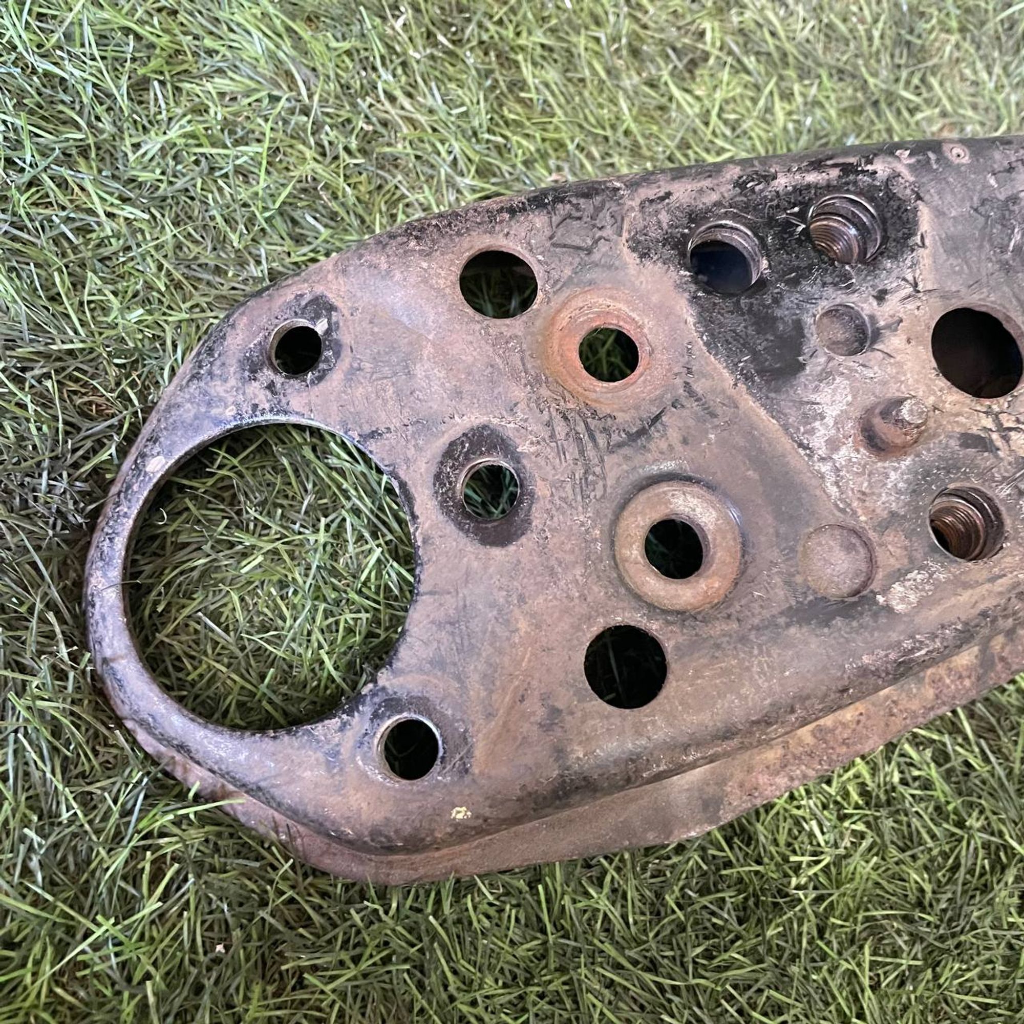 34 Рычаг передний левый нижний Mazda Bongo SSF8, 2000 рублей, Невинномысск