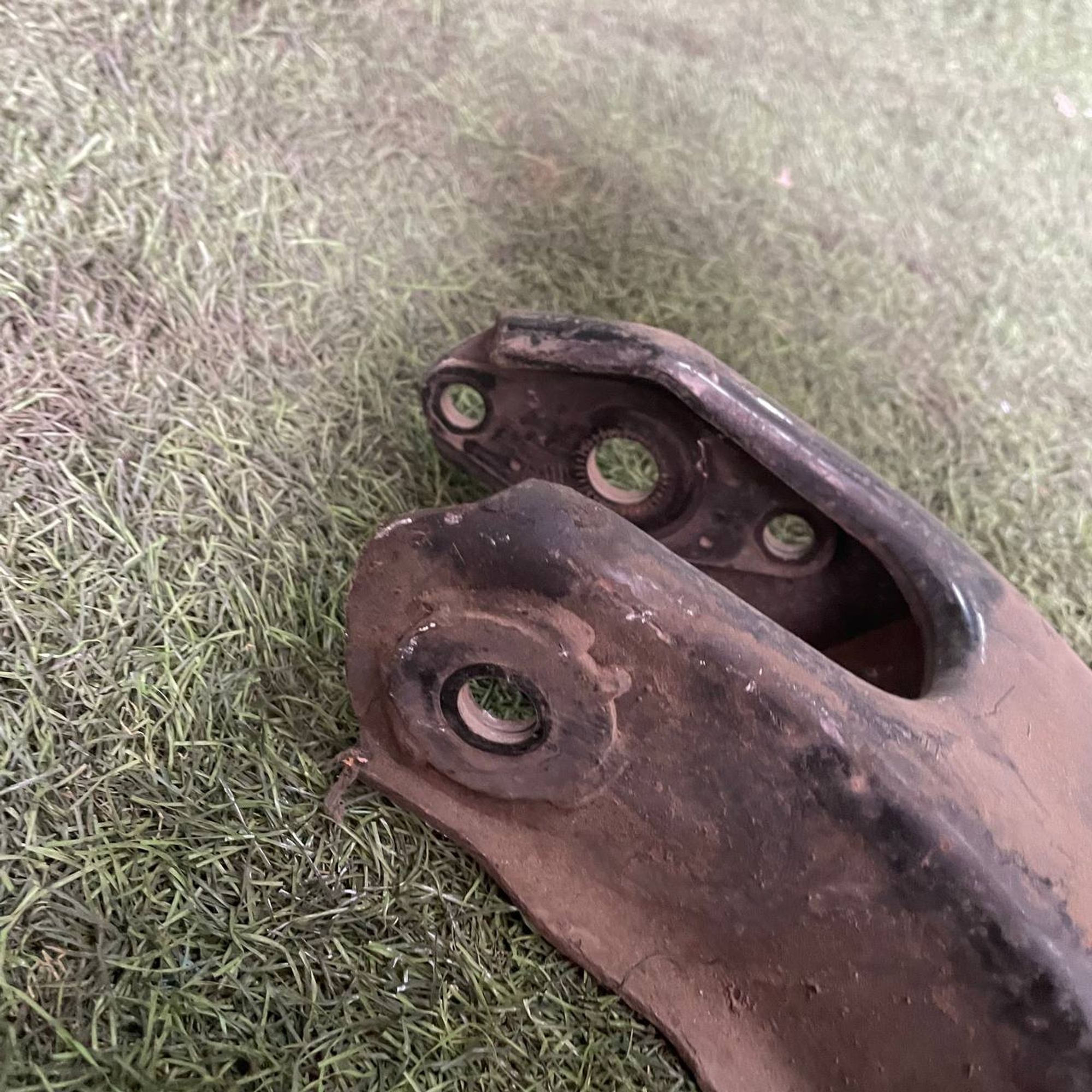 146 Рычаг передний левый нижний MITSUBISHI PAJERO SPORT K99W, 1 рублей, Невинномысск