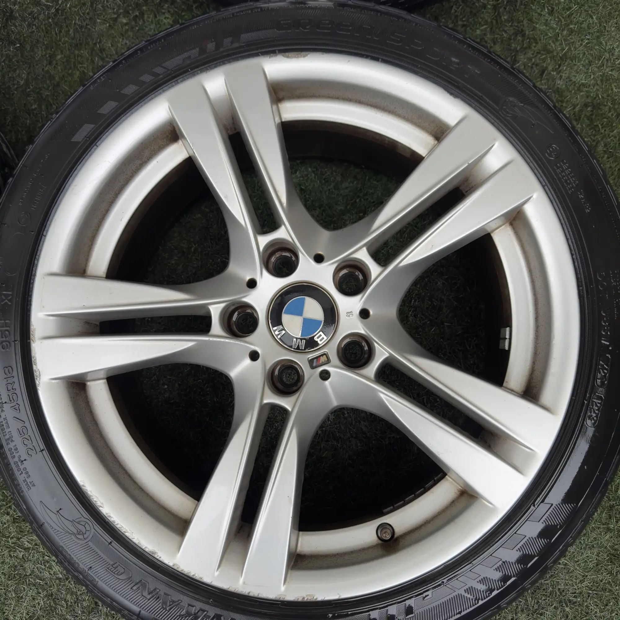 https://ycs.partsauto.market/partsauto-images/thmbs/userImages/772e461030aea93f4dbb6447c0f924d3/part/c2830500-2bf4-489f-ad1b-64533040daa8_1777993292595.jpg