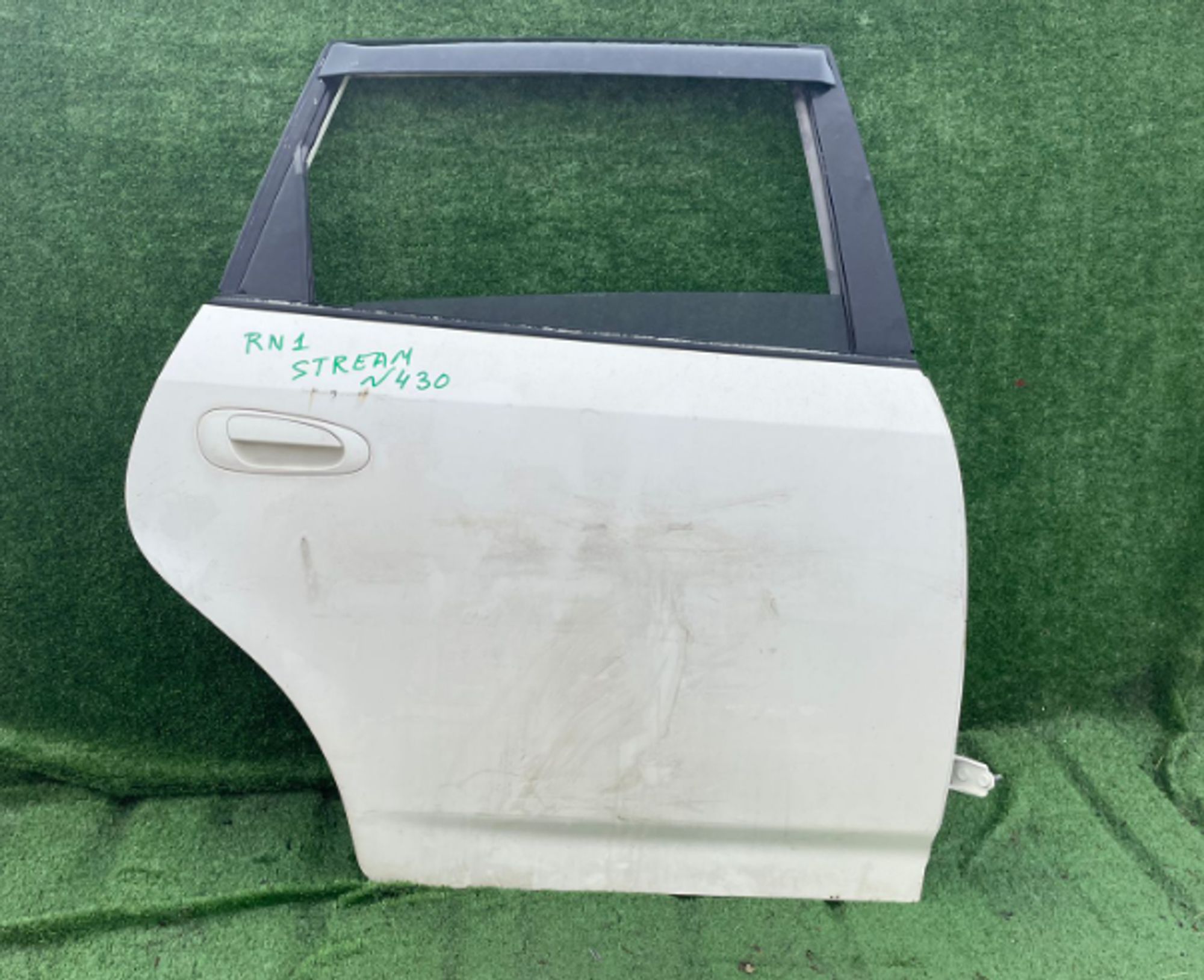 430 дверь на HONDA STREAM RN1, 7500 рублей, Невинномысск