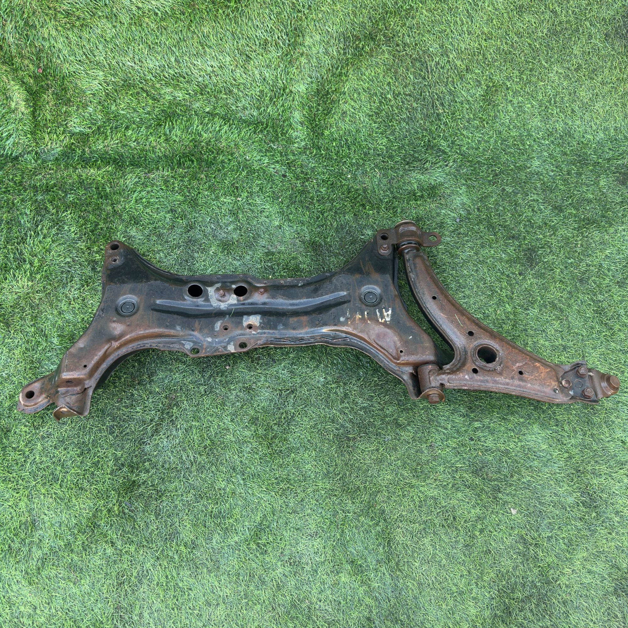 169 Подрамник передний TOYOTA CORONA AT171, 1 рублей, Невинномысск