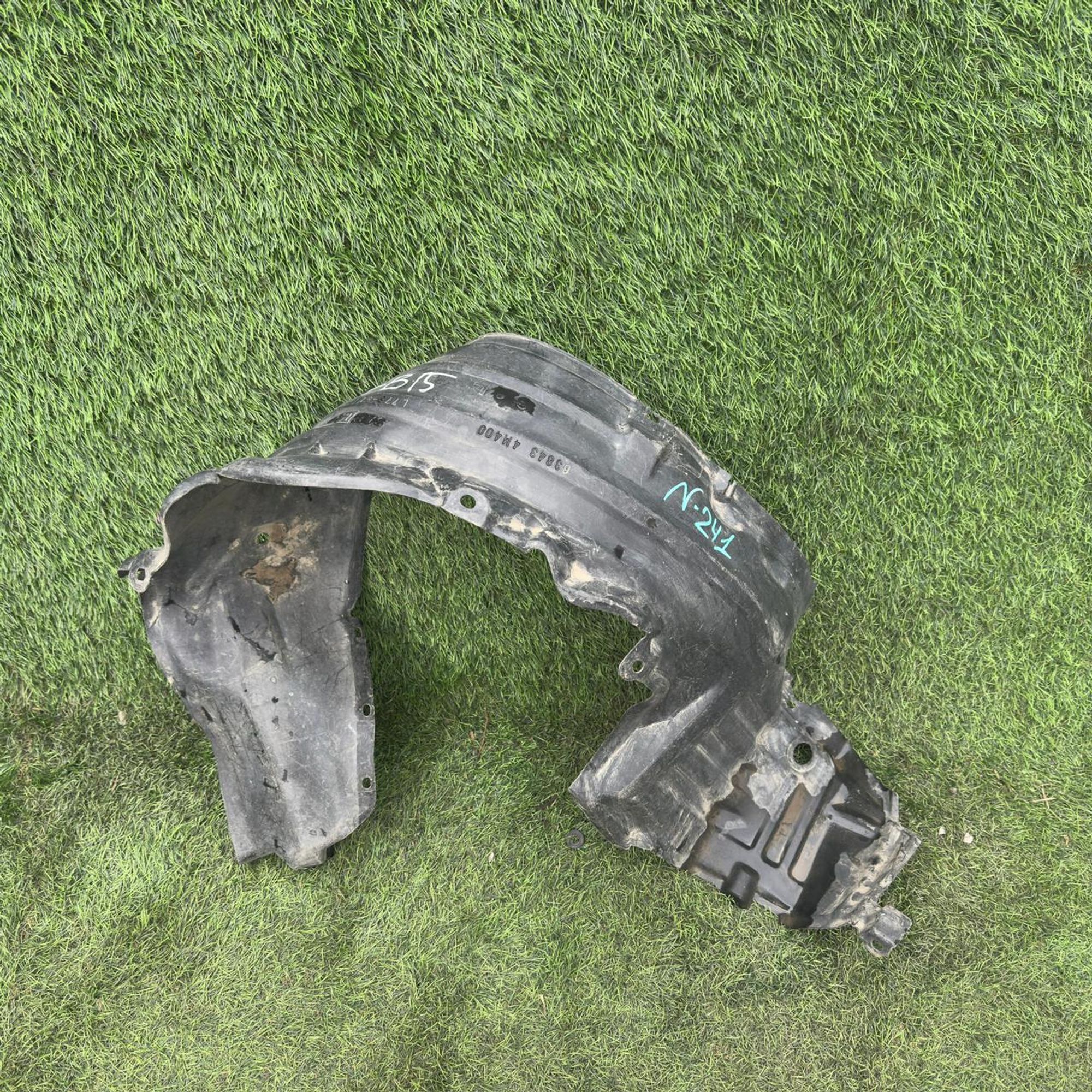 241 Подкрылок передний левый Nissan Sunny FB15, 2500 рублей, Невинномысск