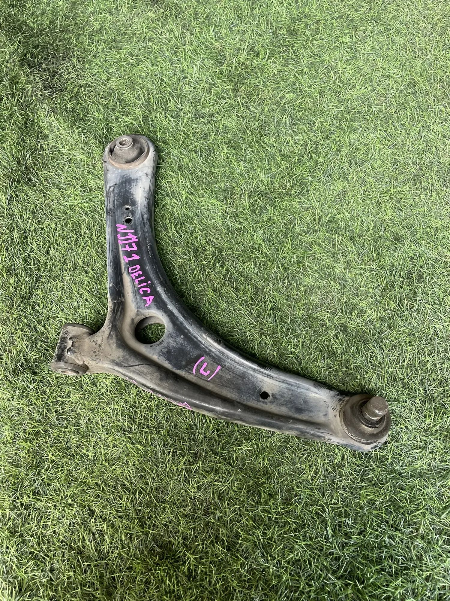 1171 Рычаг передний левый нижний MITSUBISHI DELICA D5, 4500 рублей, Невинномысск