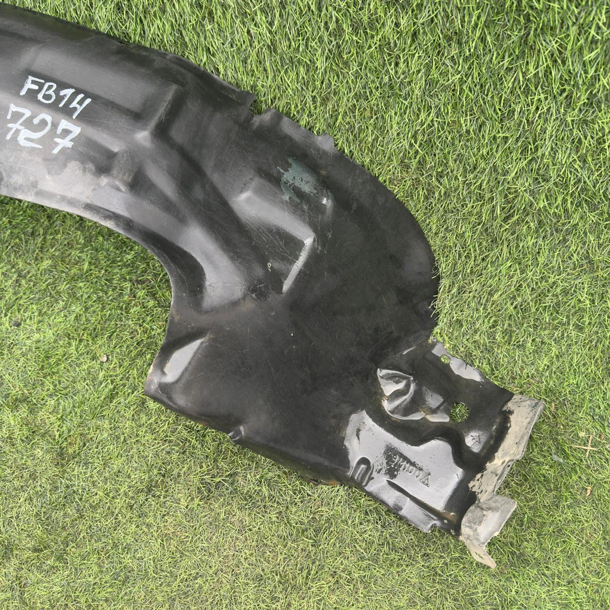 727 Подкрылок передний левый NISSAN SUNNY B14, 999 рублей, Невинномысск