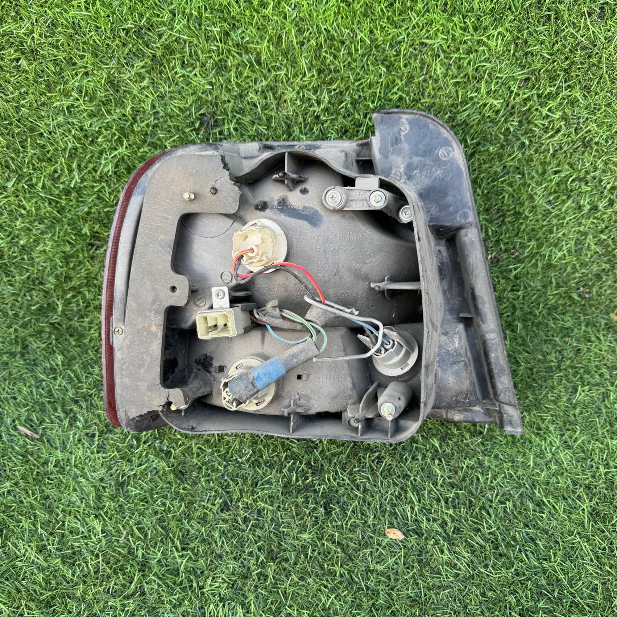 1304 Фонарь задний правый Hyundai Lantra 1992, 1 рублей, Невинномысск