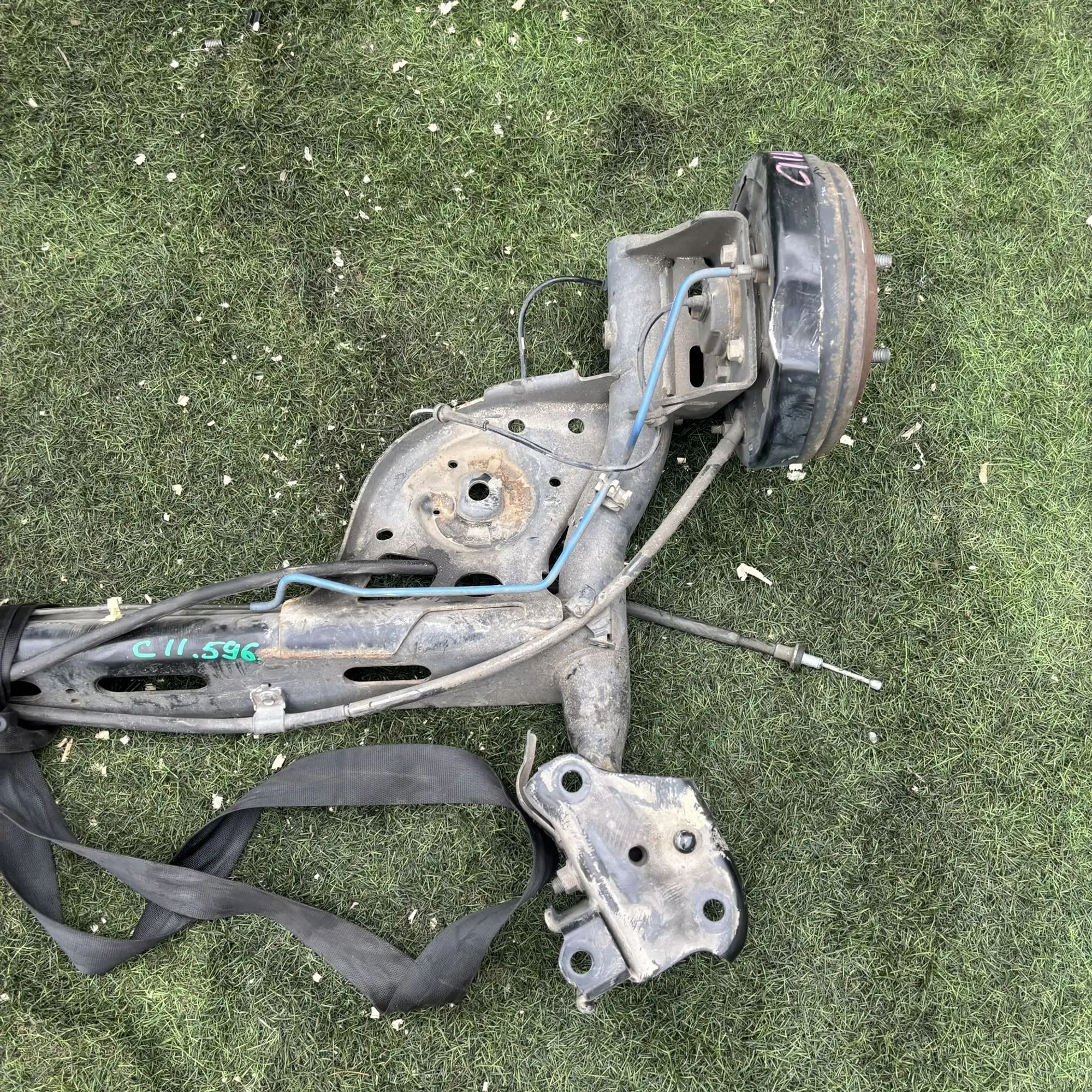 https://ycs.partsauto.market/partsauto-images/thmbs/userImages/772e461030aea93f4dbb6447c0f924d3/part/c39b4f3d-892d-4458-9da4-eccdf49c27d0_1777029775817.jpg