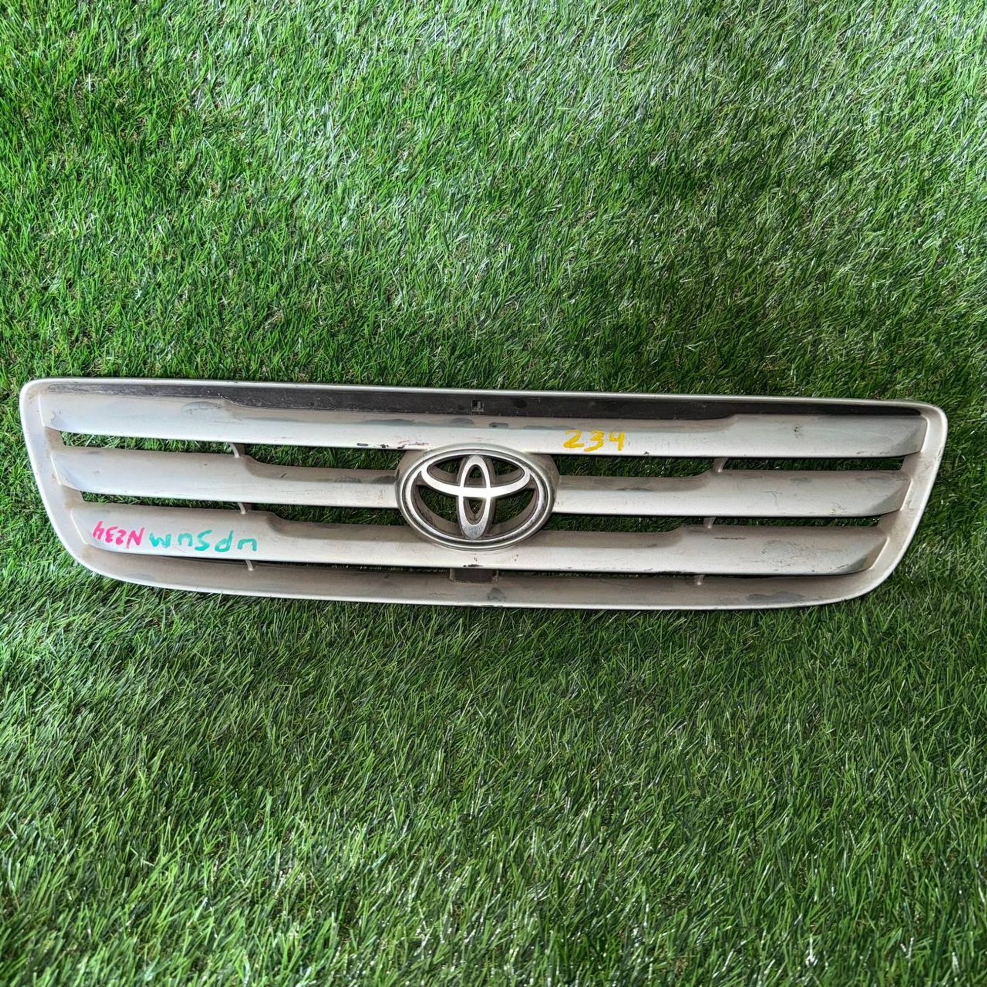 234 Решетка радиатора TOYOTA IPSUM SXM10, 3000 рублей, Невинномысск