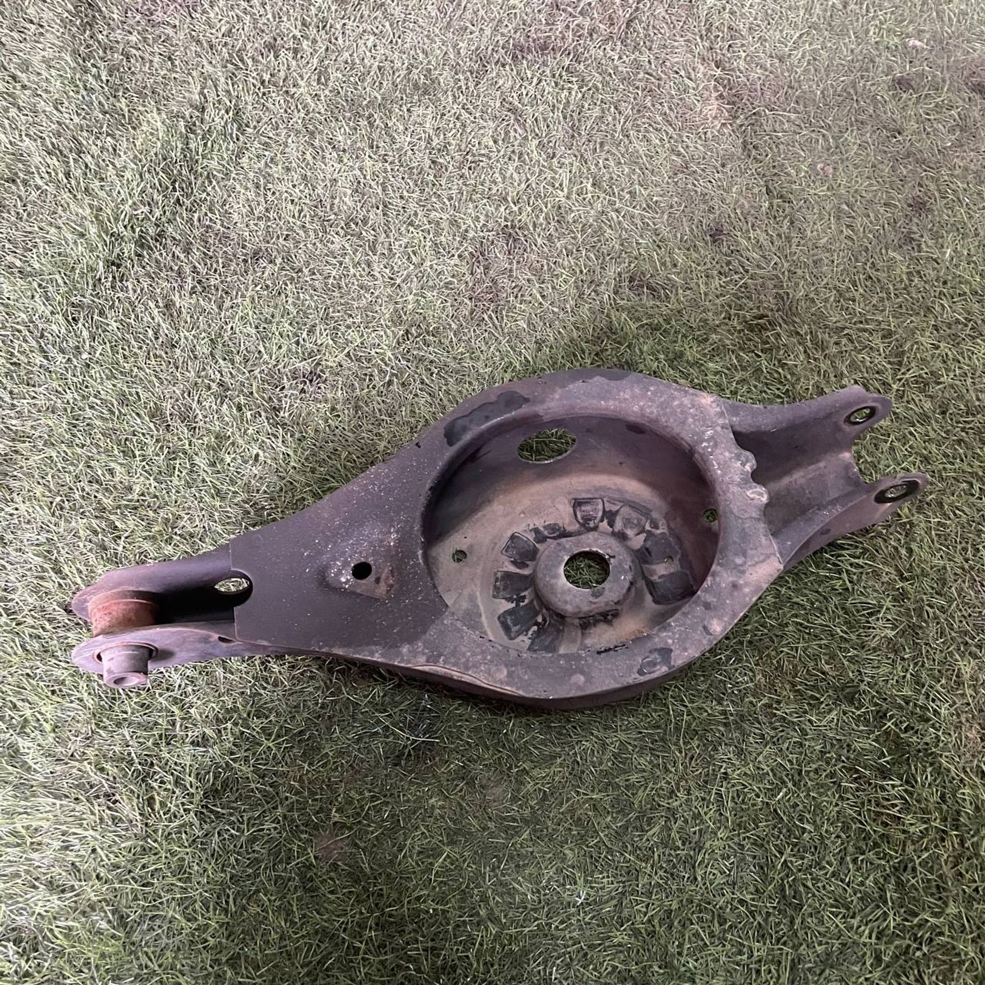 397 Рычаг задний поперечный нижний NISSAN TEANA J31 VQ23DE, 3500 рублей, Невинномысск