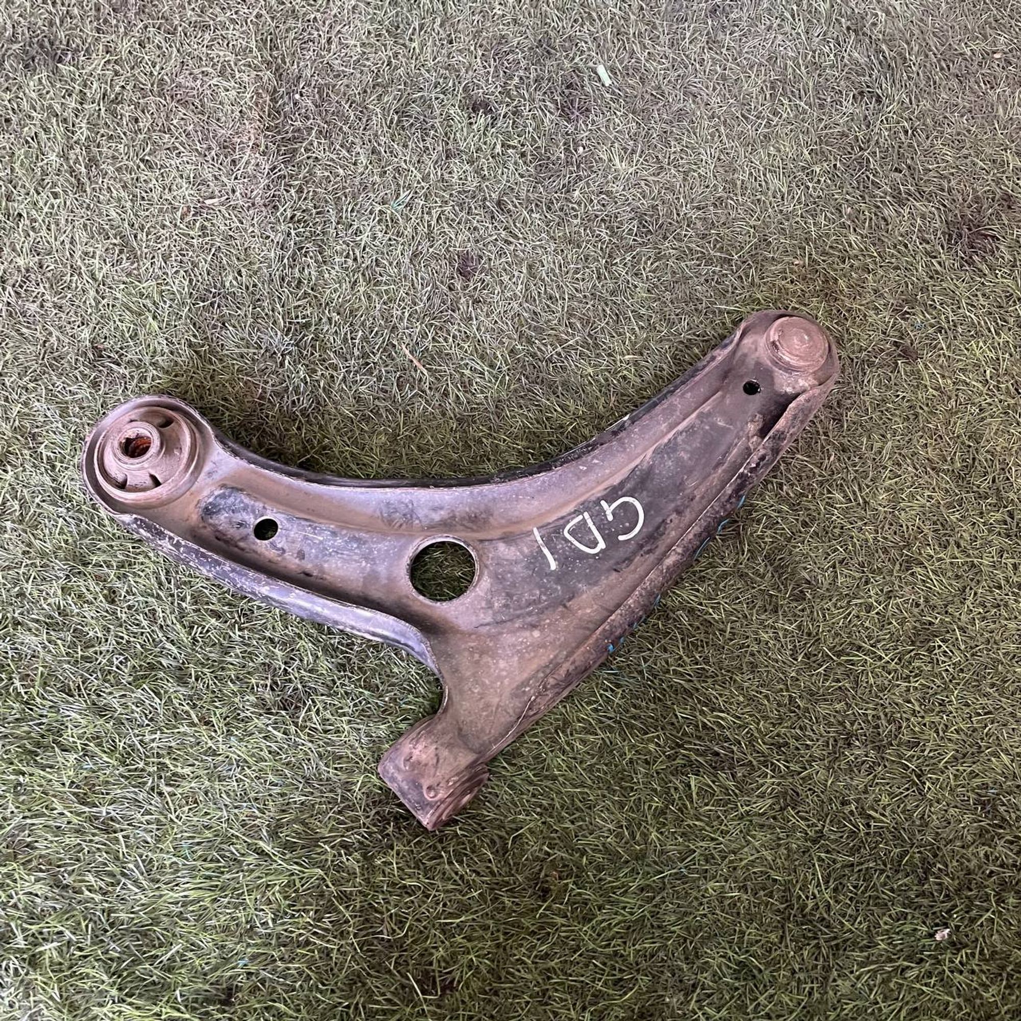 441 Рычаг передний правый нижний HONDA FIT GD1, 3500 рублей, Невинномысск