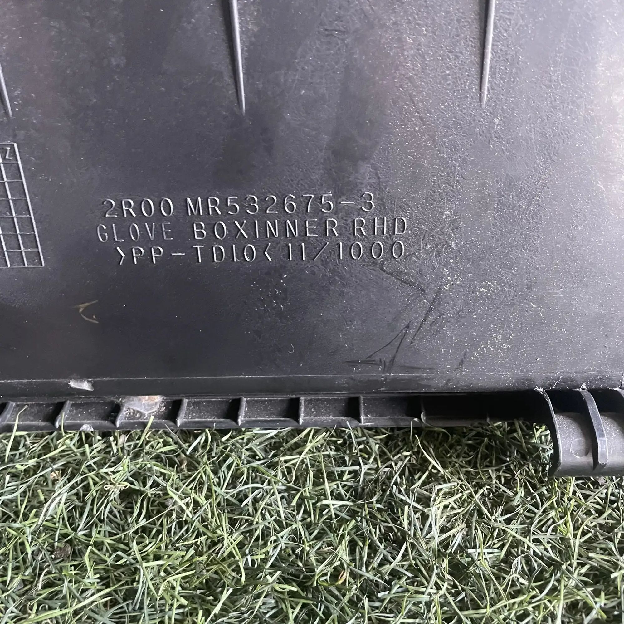 https://ycs.partsauto.market/partsauto-images/thmbs/userImages/772e461030aea93f4dbb6447c0f924d3/part/c40d252a-610e-40d9-8818-1777eb19c77a_1776773768105.jpg