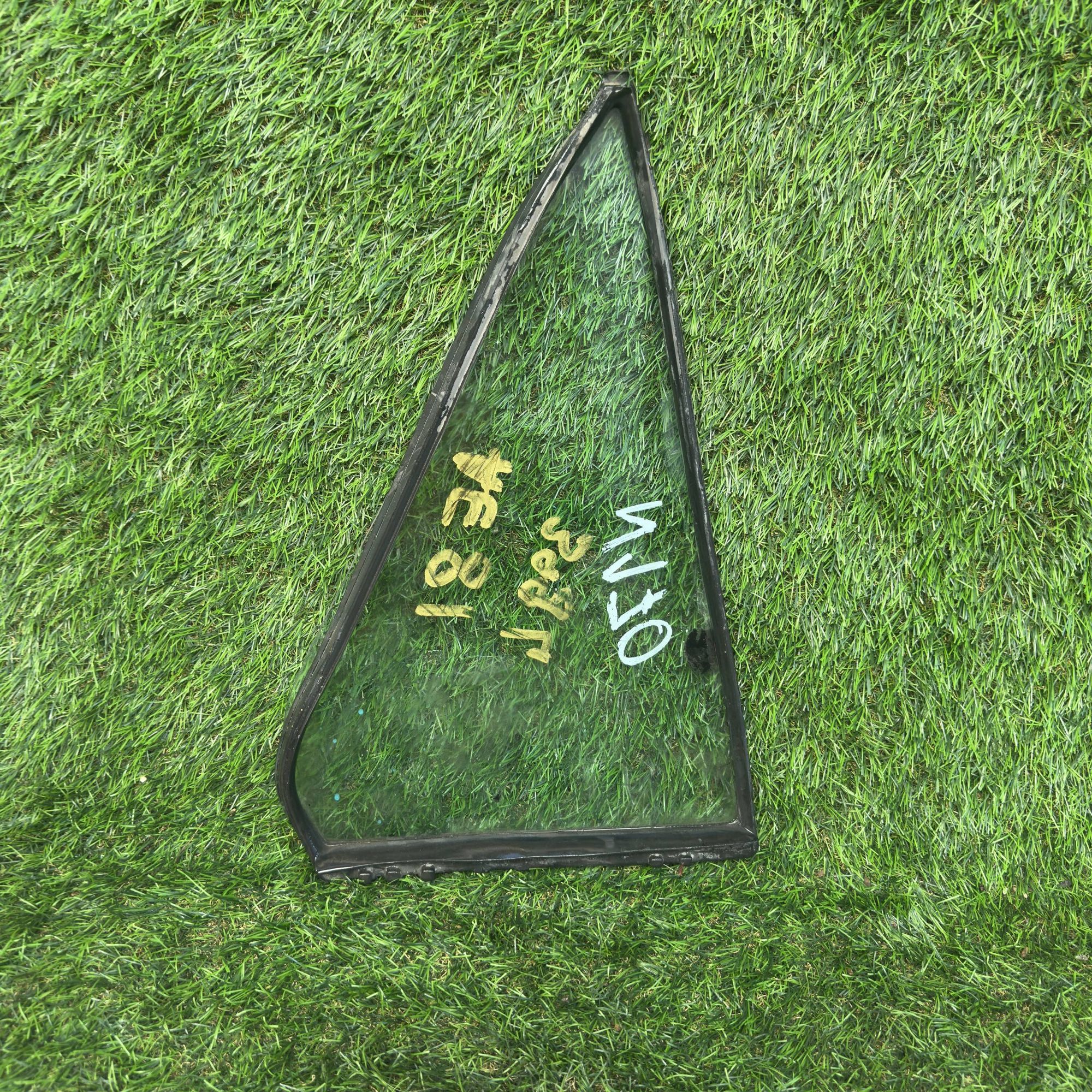 170 Форточка двери задней левой TOYOTA COROLLA AE81, 1000 рублей, Невинномысск