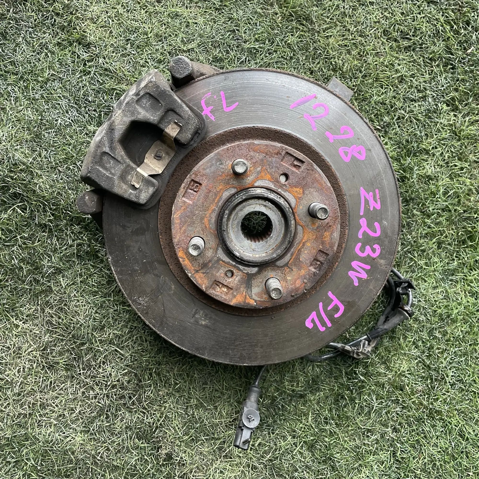 https://ycs.partsauto.market/partsauto-images/thmbs/userImages/772e461030aea93f4dbb6447c0f924d3/part/c46a74d3-98b0-4253-a8fe-83fe95c8f1d8_1779259509047.jpg