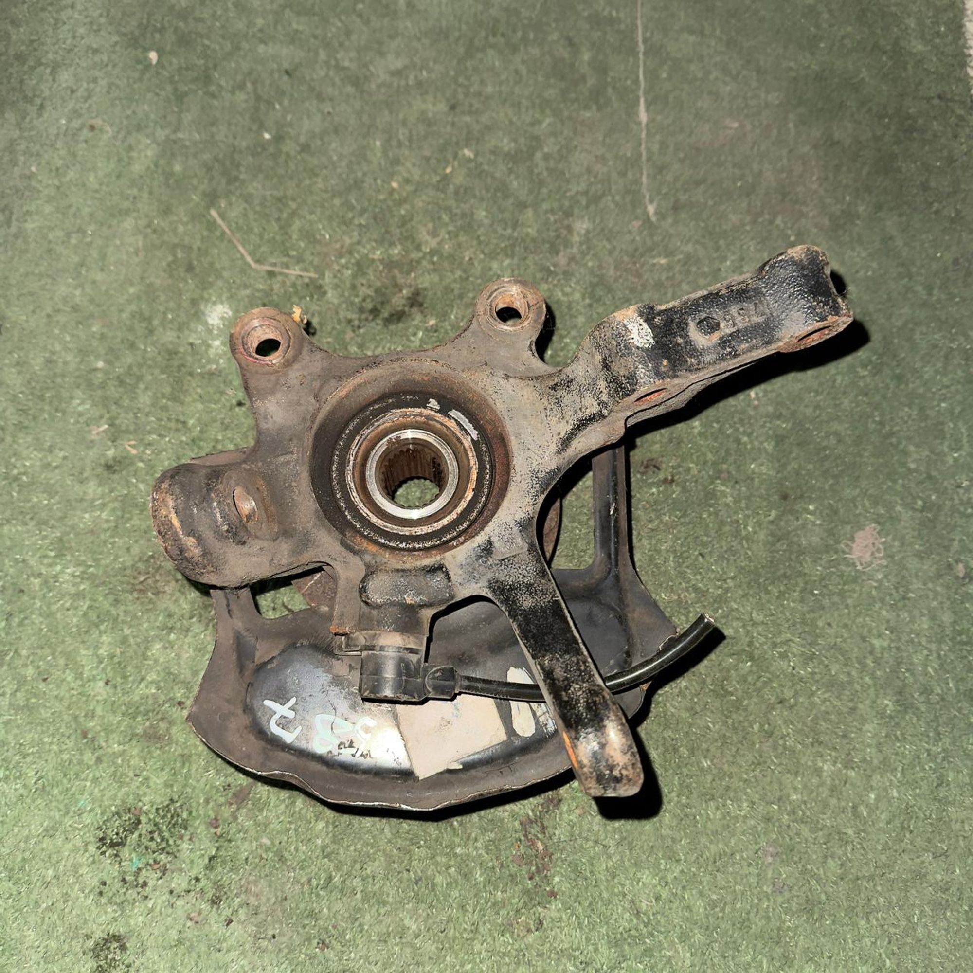 587 Ступица передняя правая NISSAN SUNNY FB15, 3000 рублей, Невинномысск