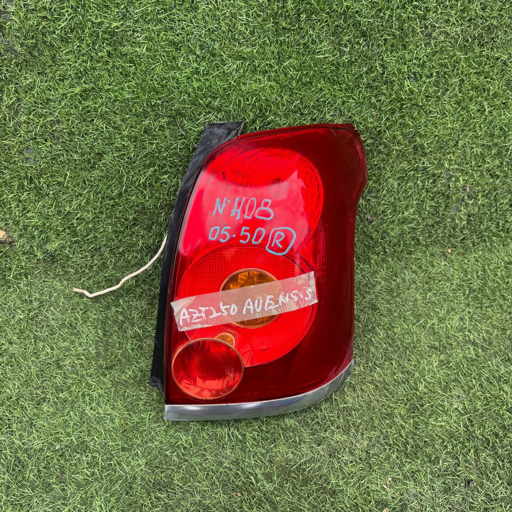 1108 Фонарь задний правый TOYOTA AVENSIS AZT250, 7500 рублей, Невинномысск