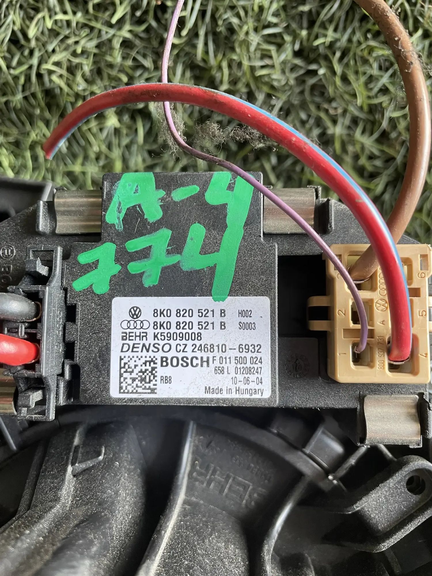 https://ycs.partsauto.market/partsauto-images/thmbs/userImages/772e461030aea93f4dbb6447c0f924d3/part/c4c30bd7-fdfe-4563-a9d8-6284b4c6d183_1778665988571.jpg