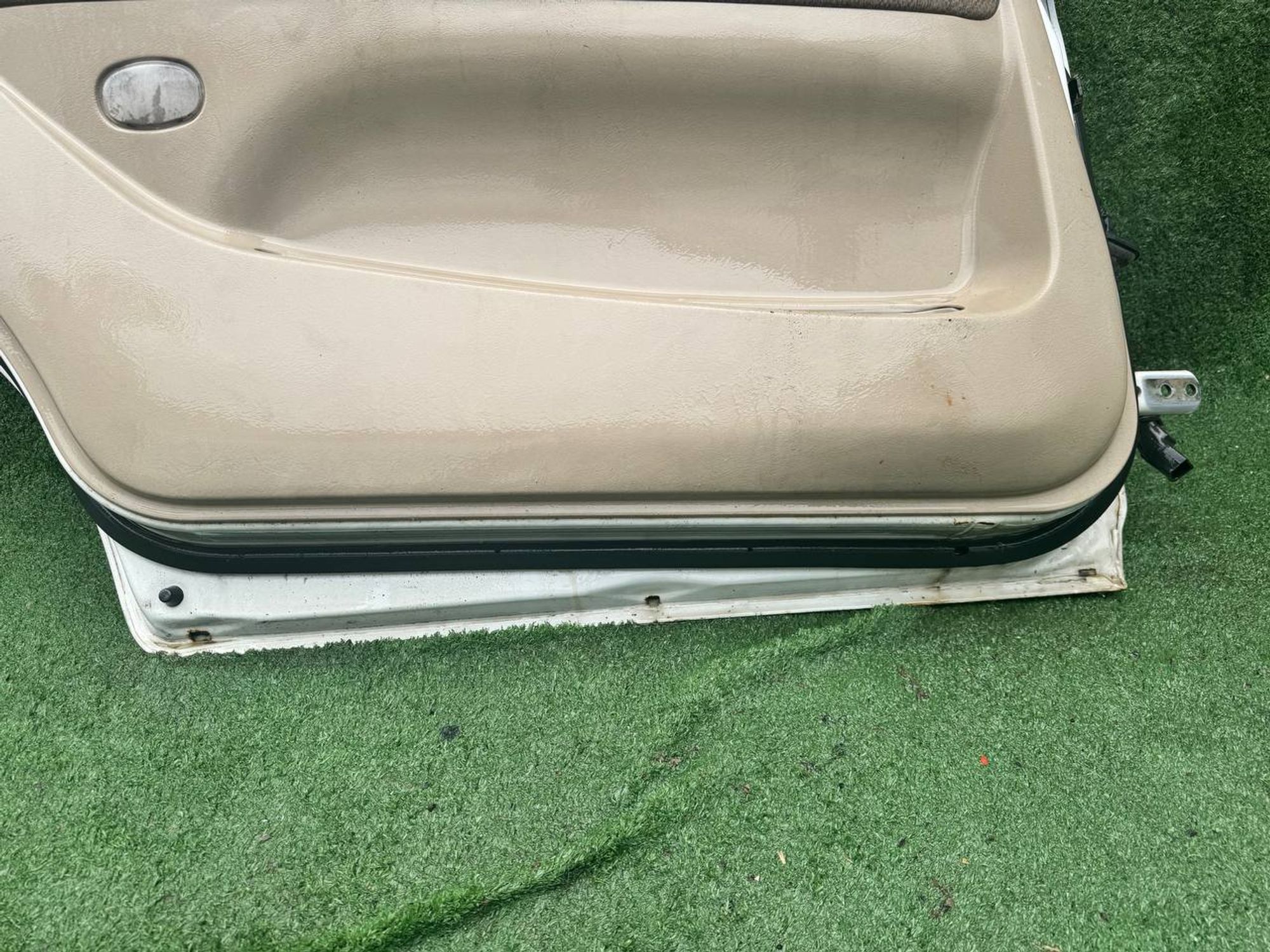 119 на MITSUBISHI CHARIOT N84W, 7500 рублей, Невинномысск