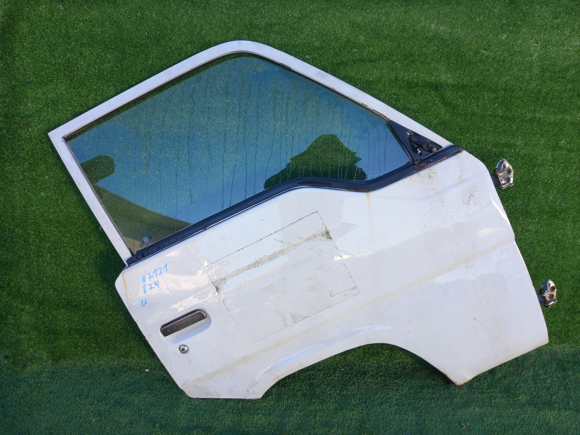 2121 дверь F/R на NISSAN URVAN E24, 6000 рублей, Невинномысск