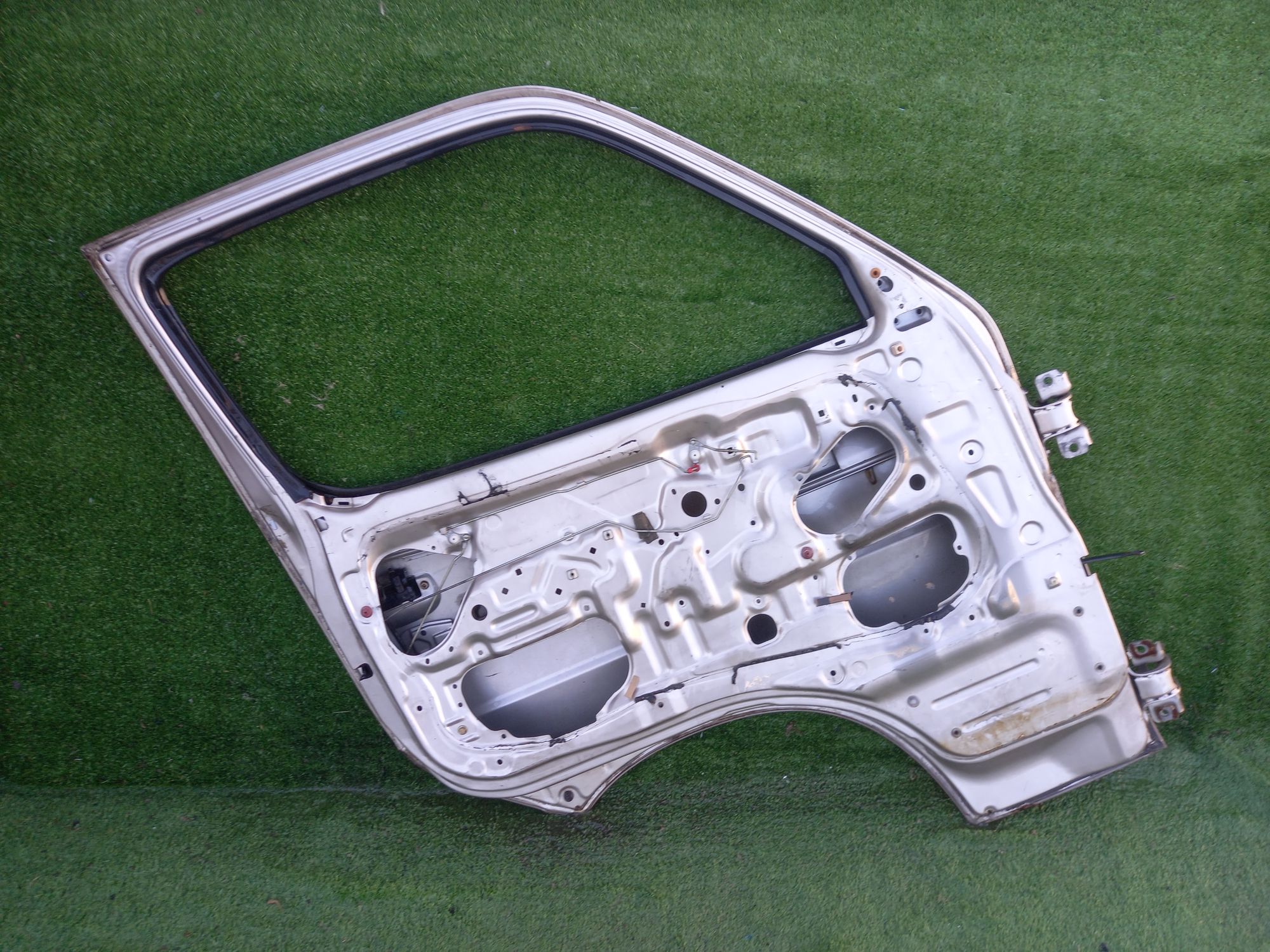 2225 дверь F/L на TOYOTA HIACE KZH106 1KZ, 12500 рублей, Невинномысск