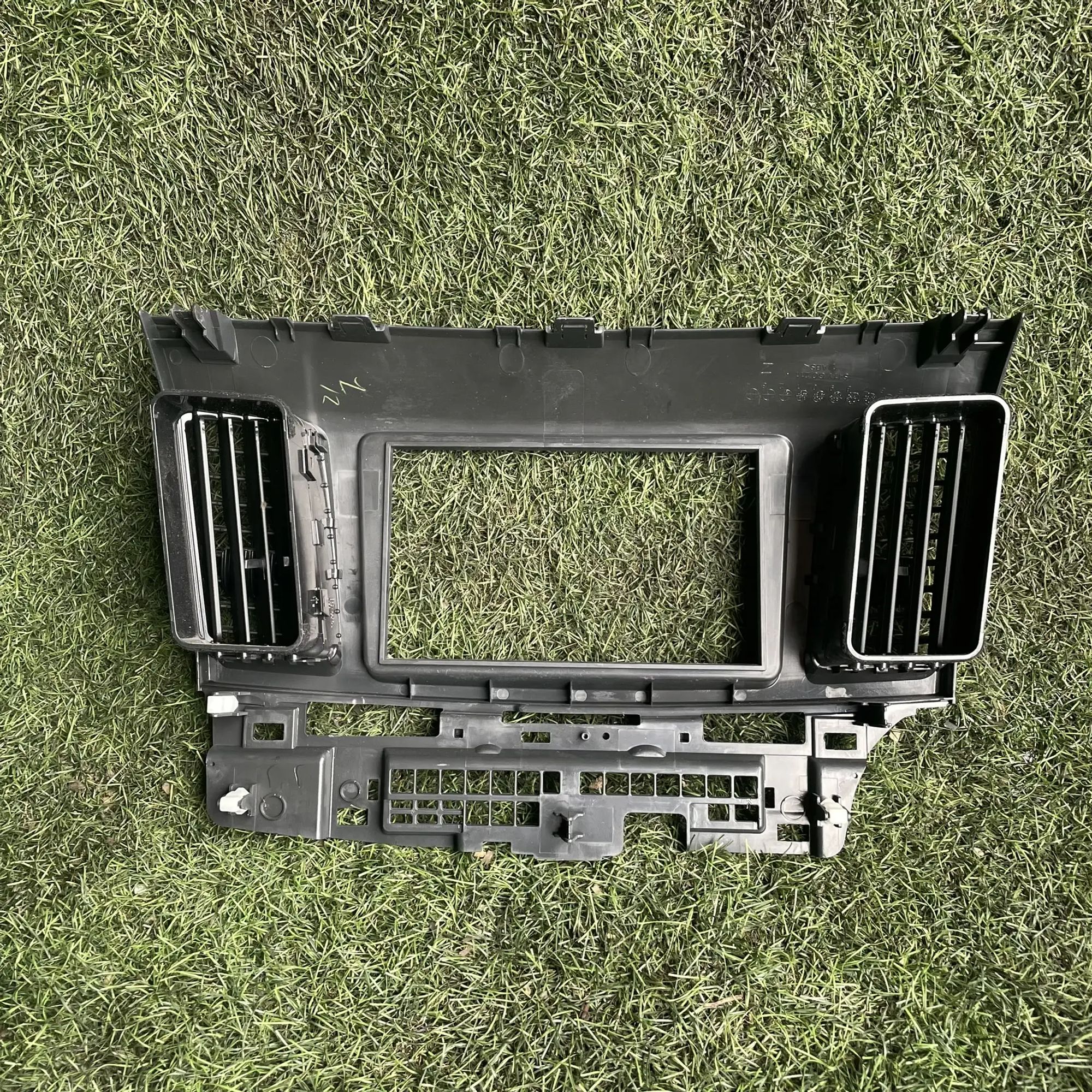 https://ycs.partsauto.market/partsauto-images/thmbs/userImages/772e461030aea93f4dbb6447c0f924d3/part/c5ea050c-808c-4155-b417-bf4dfa6cd045_1776675211281.jpg
