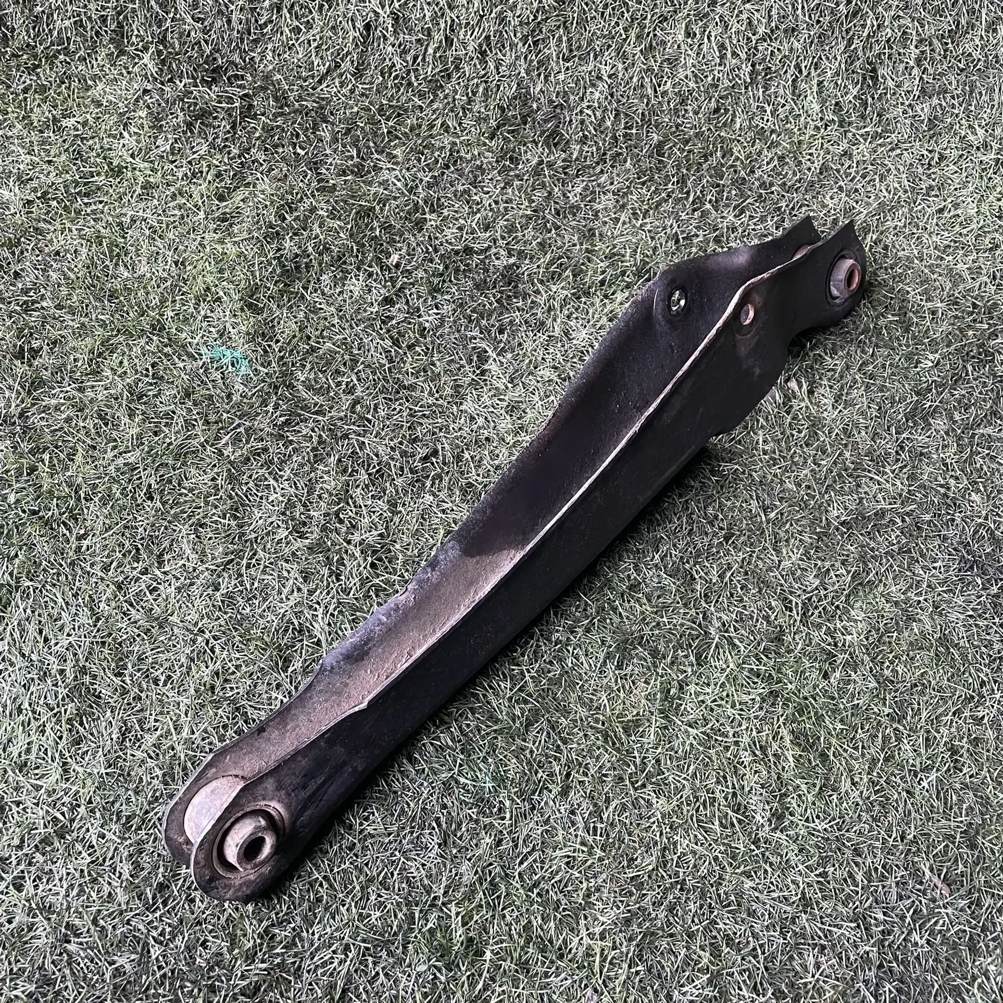 https://ycs.partsauto.market/partsauto-images/thmbs/userImages/772e461030aea93f4dbb6447c0f924d3/part/c6b21a10-b492-400f-9fb6-14ae34db225b_1776935698303.jpg