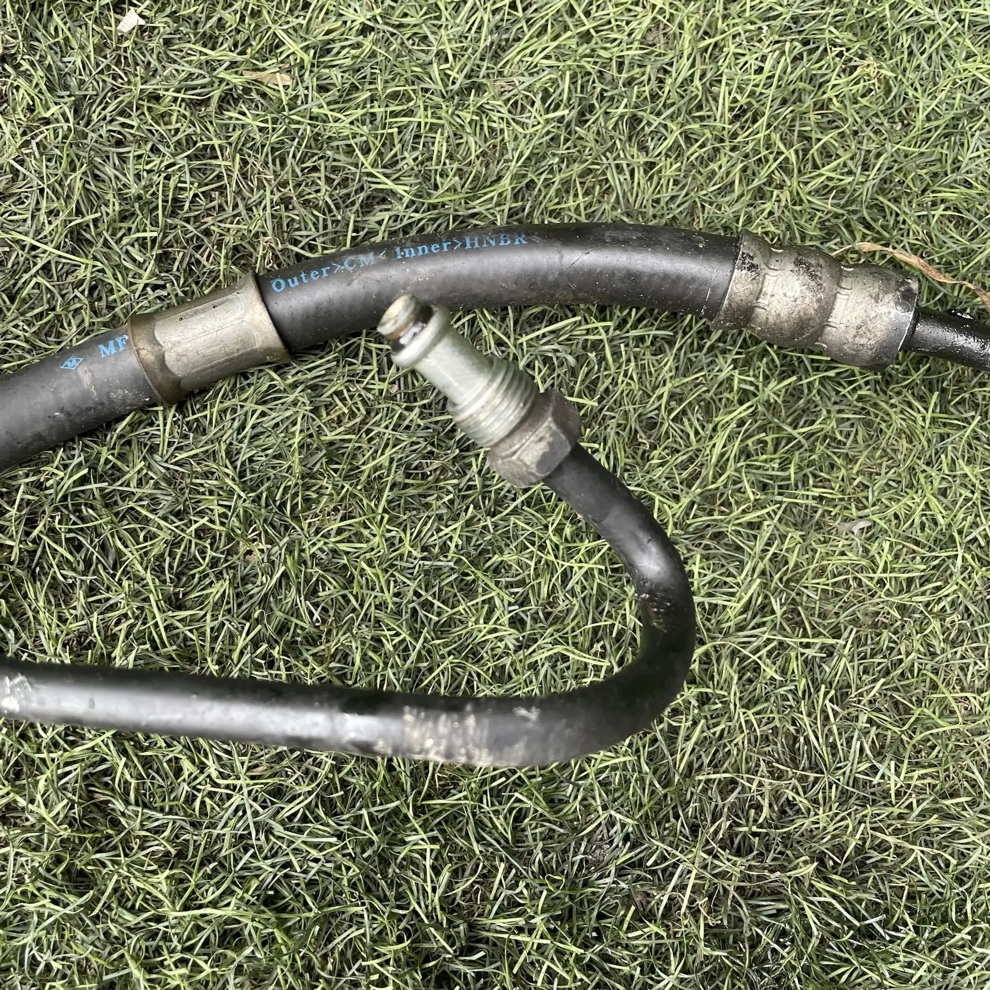 https://ycs.partsauto.market/partsauto-images/thmbs/userImages/772e461030aea93f4dbb6447c0f924d3/part/c74c9014-0281-4551-90b9-68a3e840a76f_1779200730841.jpg