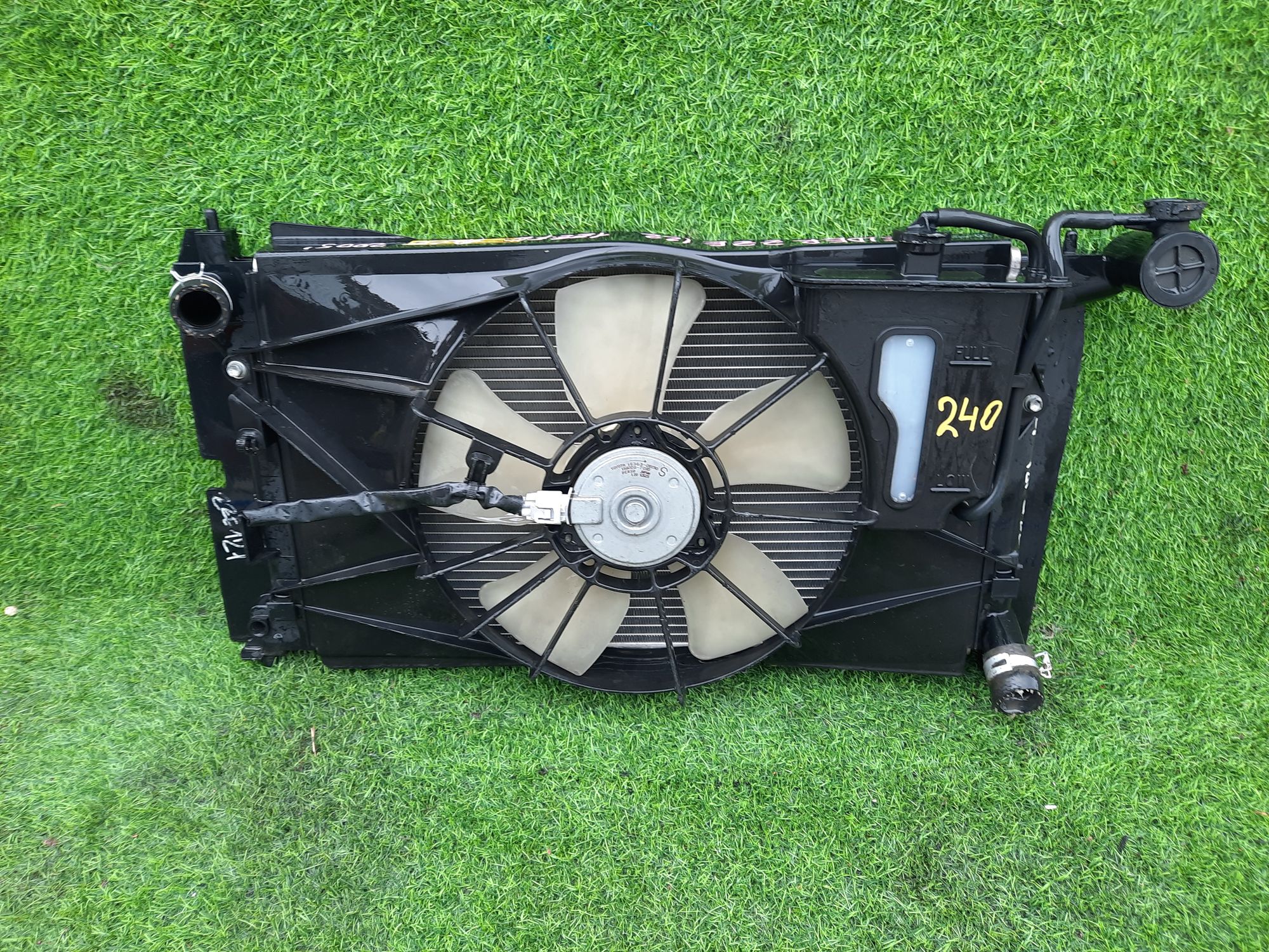 240 Радиатор основной TOYOTA COROLLA ZZE122, 1 рублей, Невинномысск