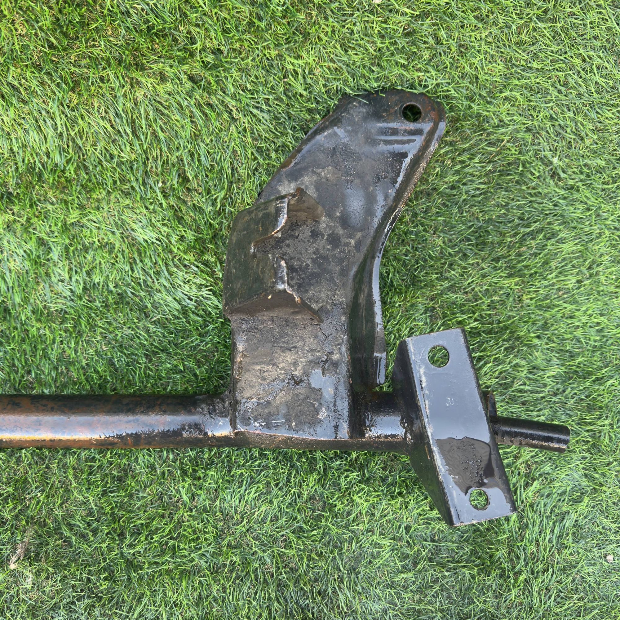 165 Подрамник передний TOYOTA CM40, 3500 рублей, Невинномысск