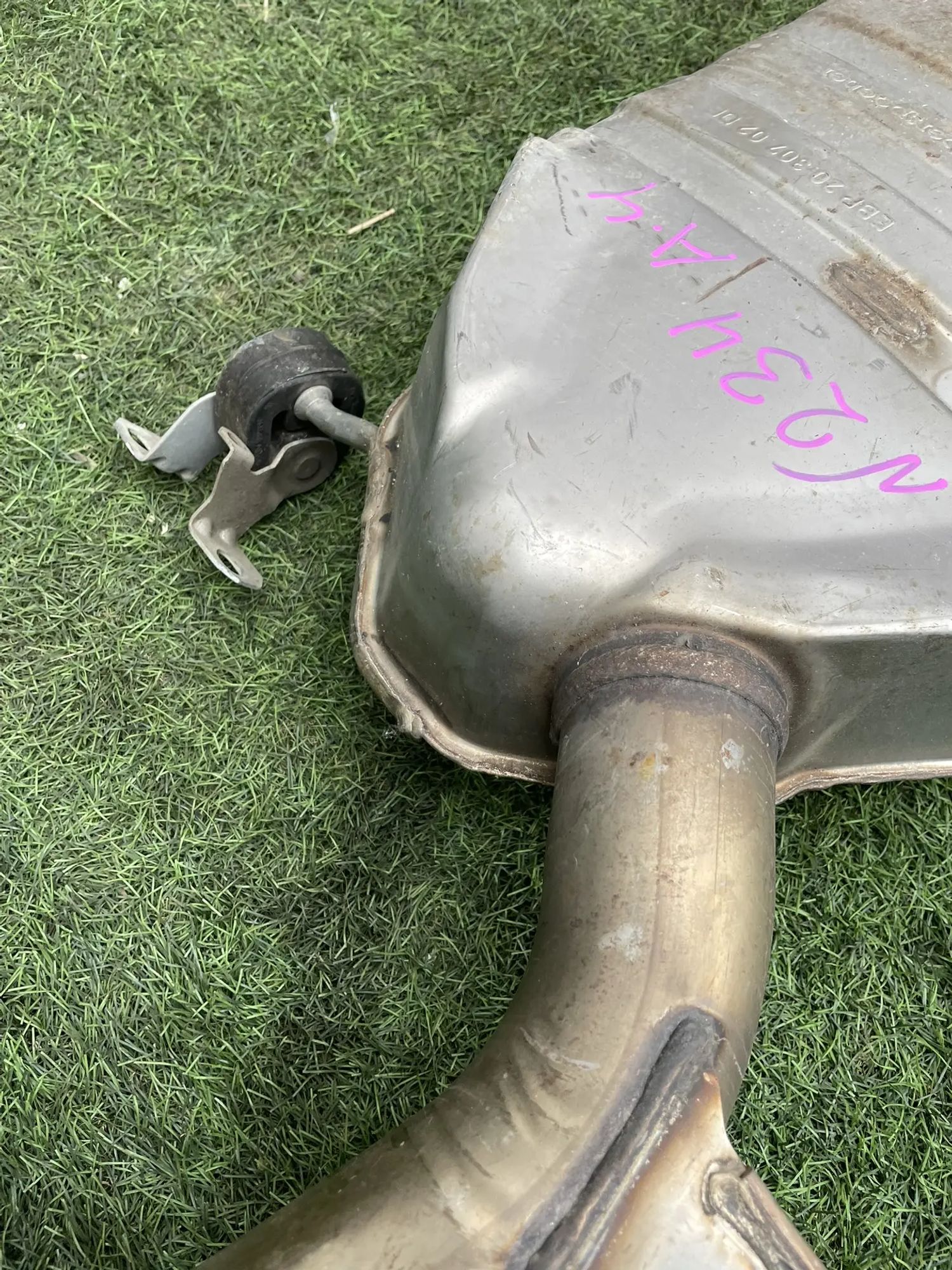 https://ycs.partsauto.market/partsauto-images/thmbs/userImages/772e461030aea93f4dbb6447c0f924d3/part/c7ed8781-2e3a-4aa8-a919-ed5af350b61b_1775473381247.jpg