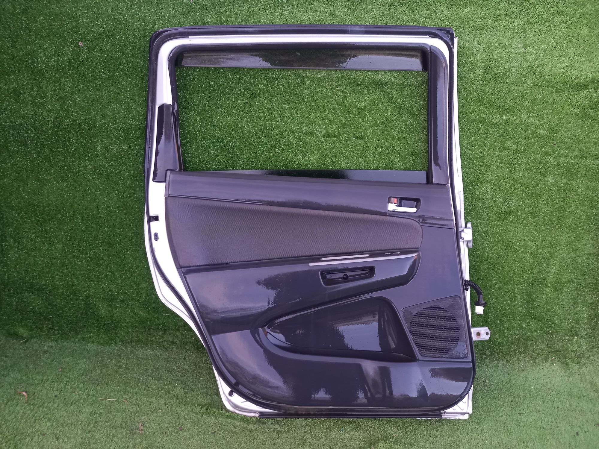 262 дверь B/L на TOYOTA WISH ZNE10, 20000 рублей, Невинномысск