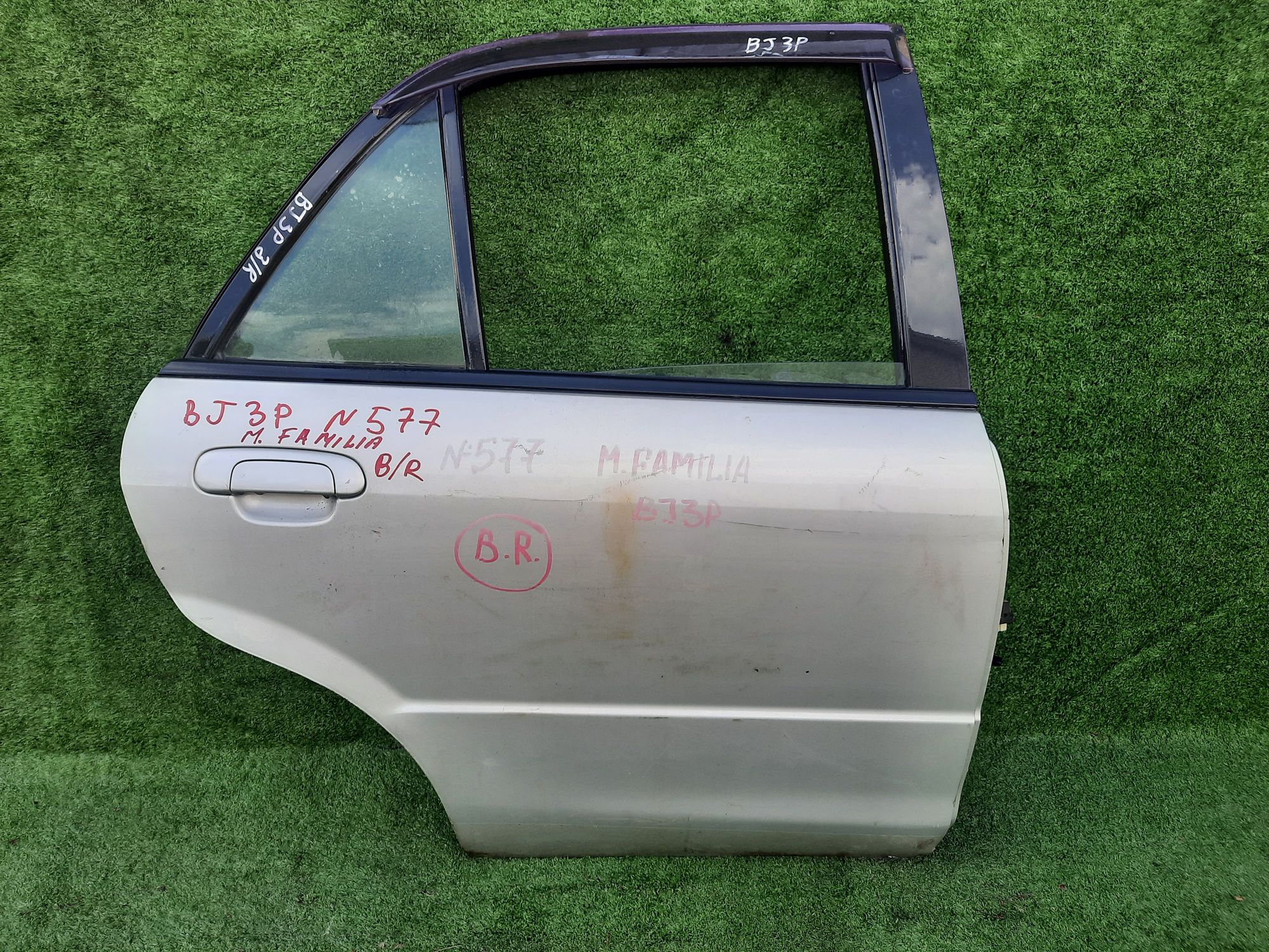 577 дверь на MAZDA FAMILIA BJ3P, 7000 рублей, Невинномысск
