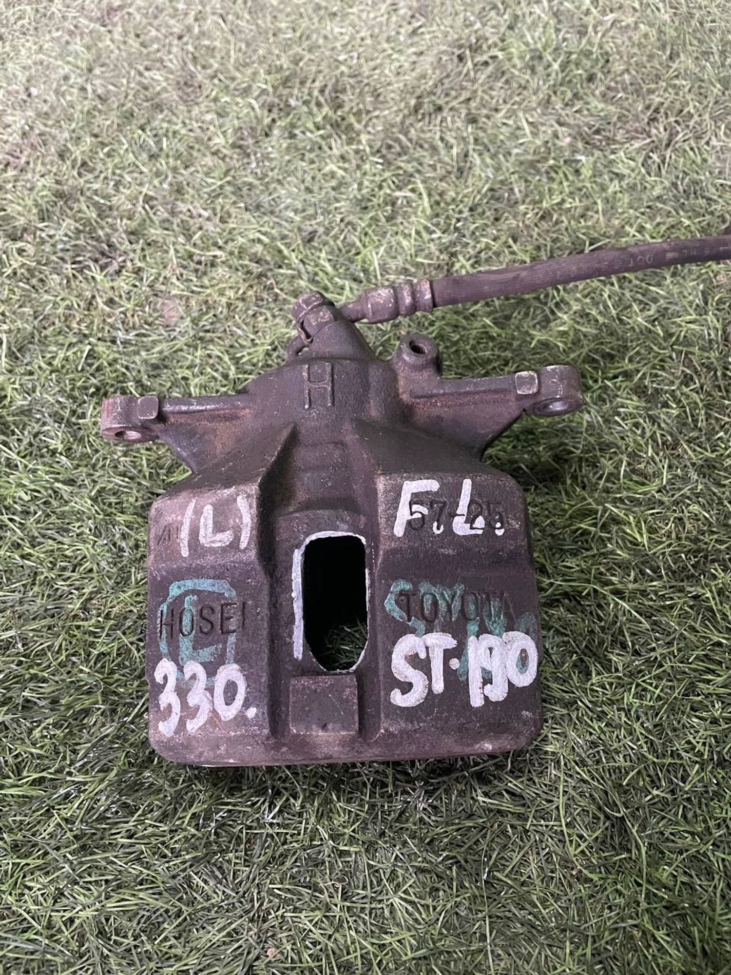 330 Суппорт тормозной передний левый TOYOTA CORONA ST190, 3000 рублей, Невинномысск