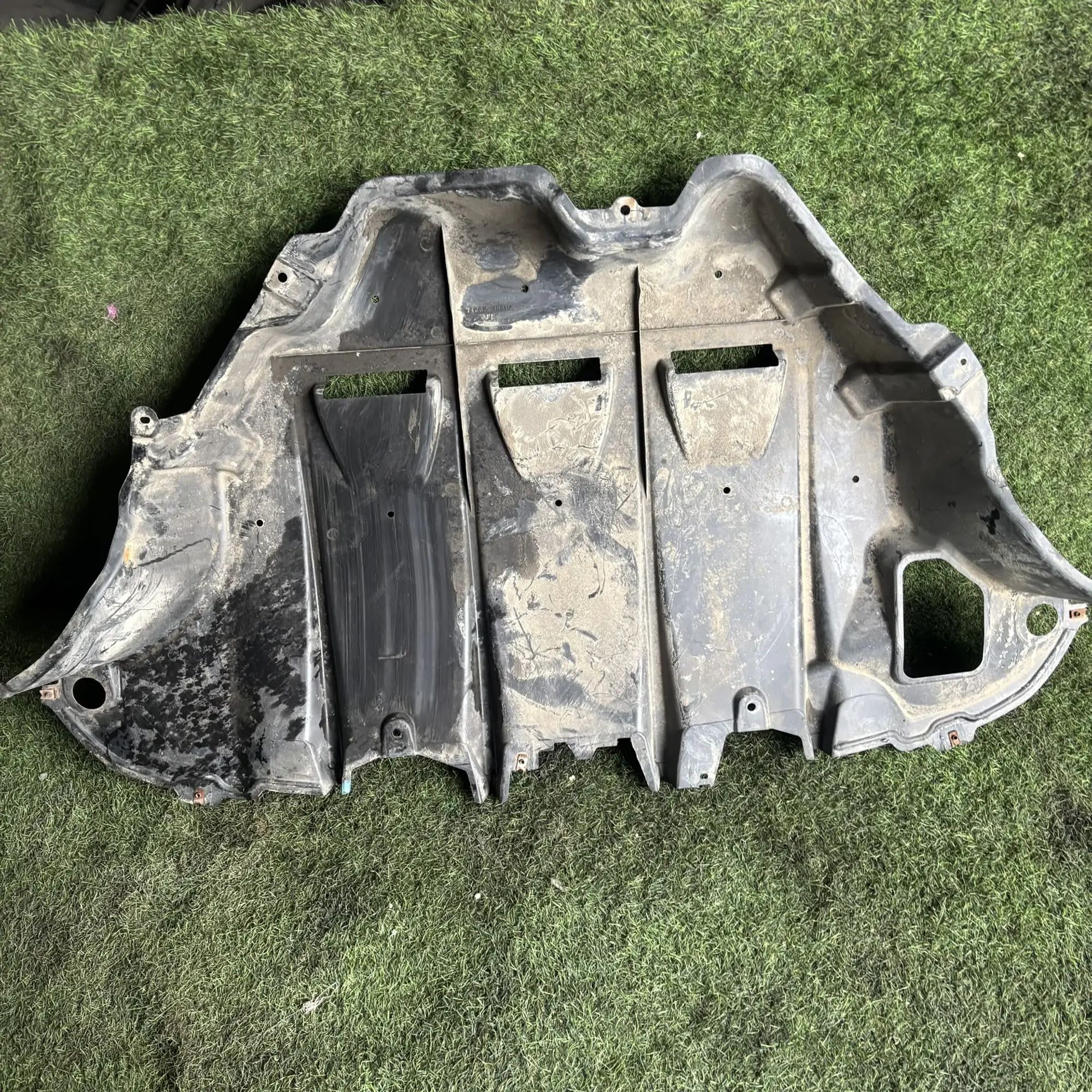 https://ycs.partsauto.market/partsauto-images/thmbs/userImages/772e461030aea93f4dbb6447c0f924d3/part/c8d0278e-f1aa-4738-a544-bc68e327d892_1777279841401.jpg