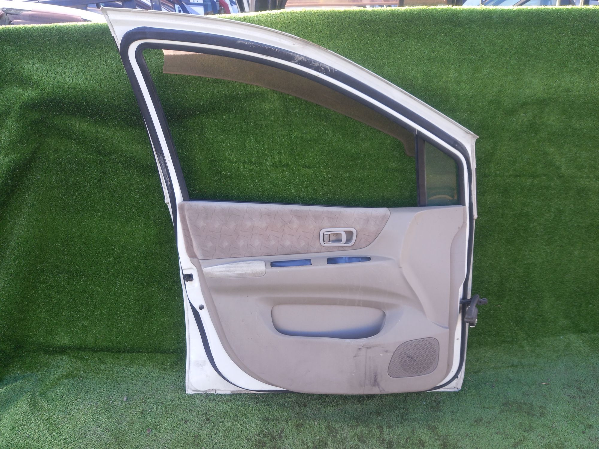 1982 дверь на NISSAN LIBERTY RM12, 10500 рублей, Невинномысск