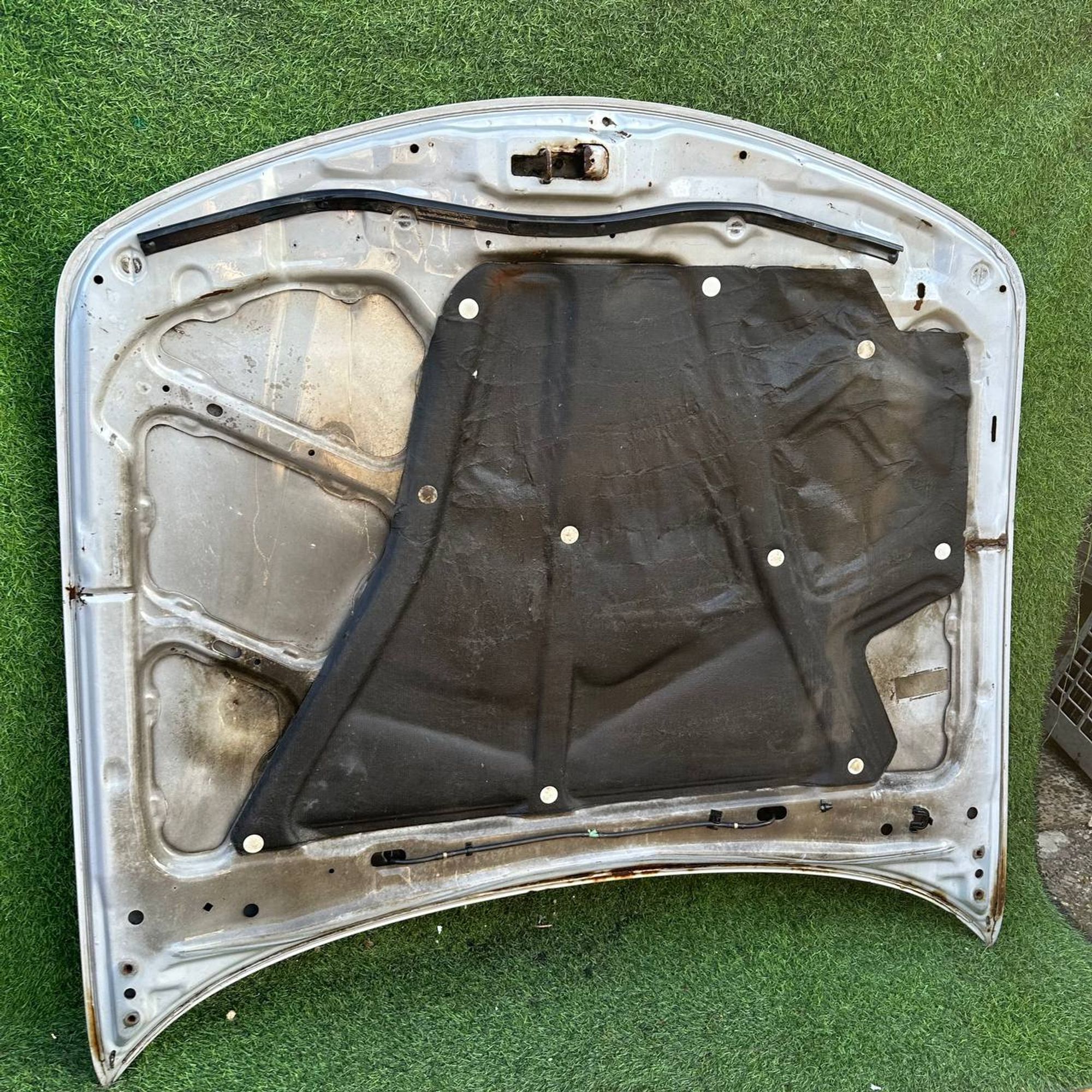 302 капот на MITSUBISHI GALANT E55A, 7500 рублей, Невинномысск