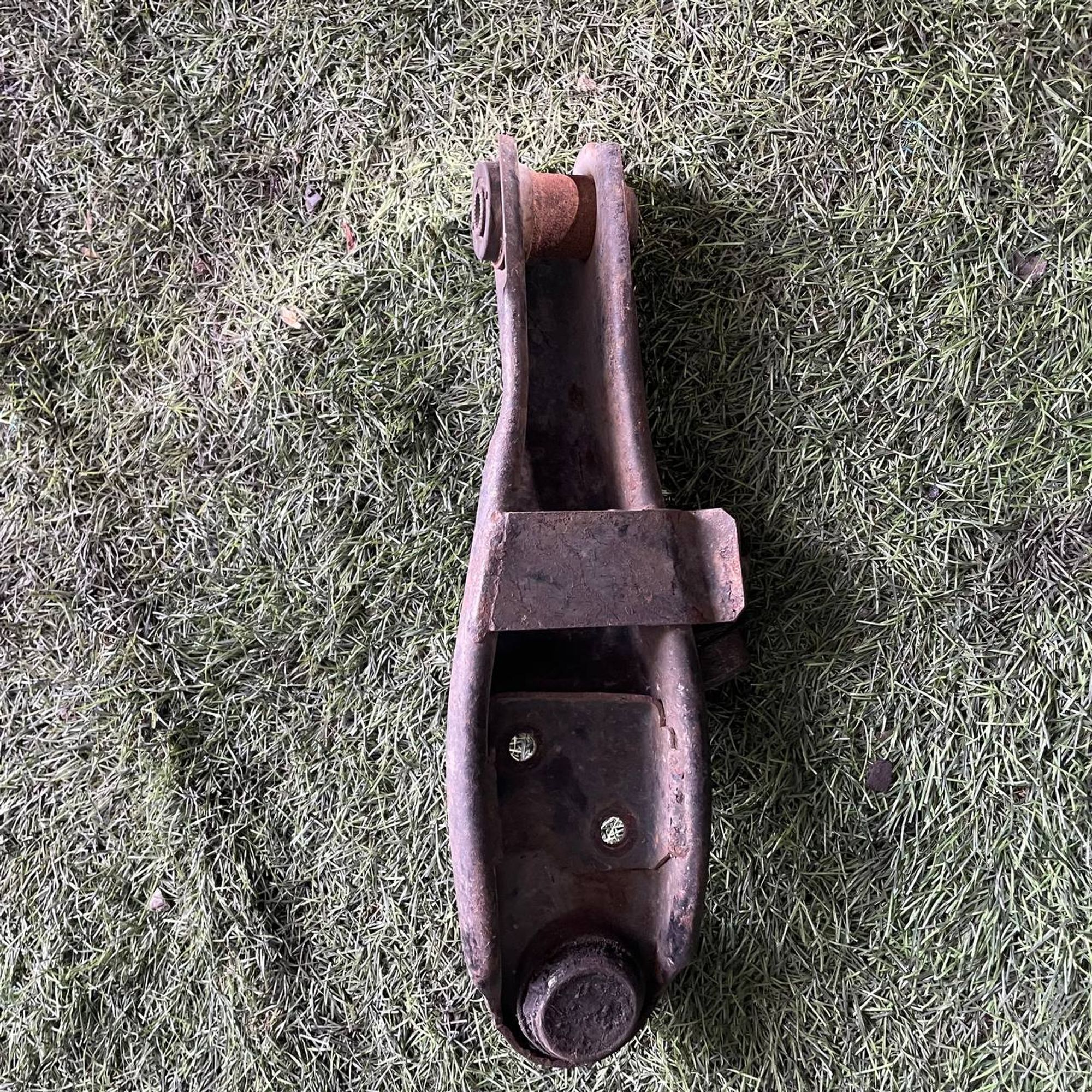 777 Рычаг передний правый нижний MITSUBISHI PAJERO JUNIOR H57A, 3500 рублей, Невинномысск