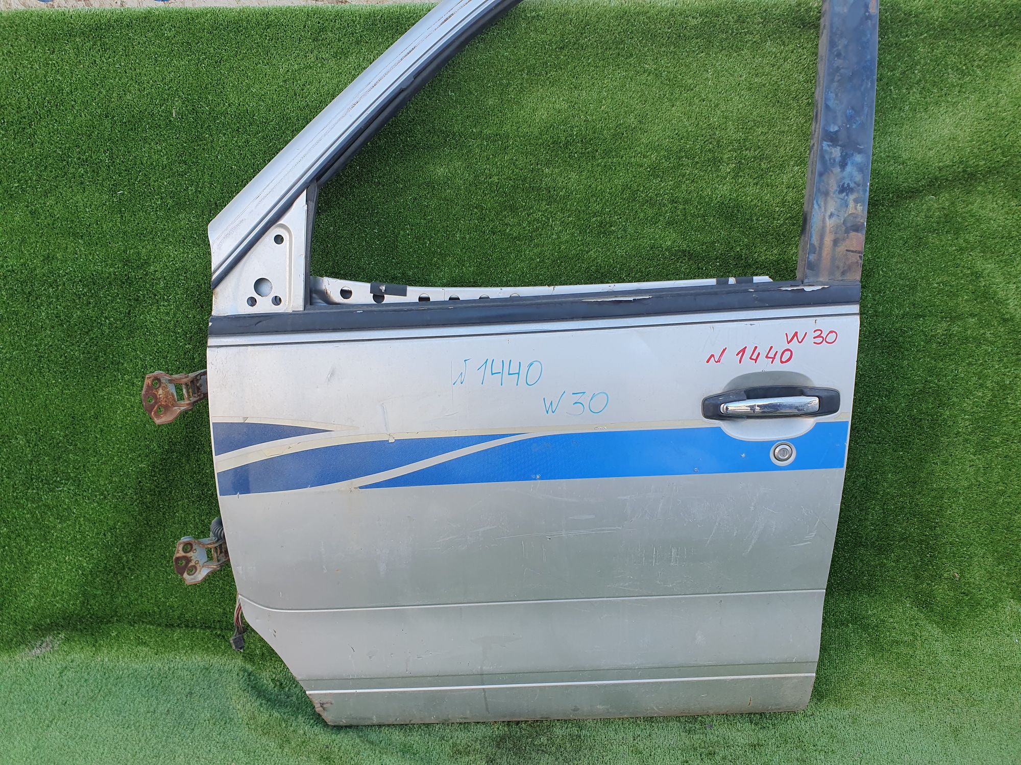 1440 дверь на NISSAN LARGO W30, 9000 рублей, Невинномысск