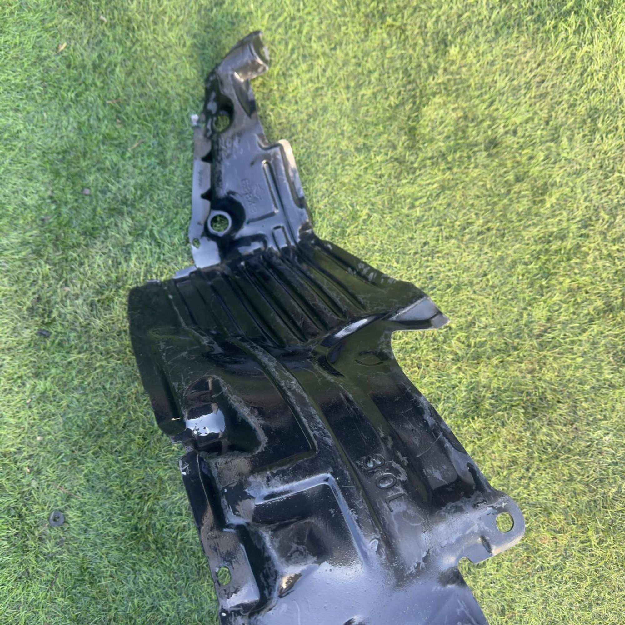 784 подкрылок передний левый NISSAN BLUEBIRD U14, 3500 рублей, Невинномысск