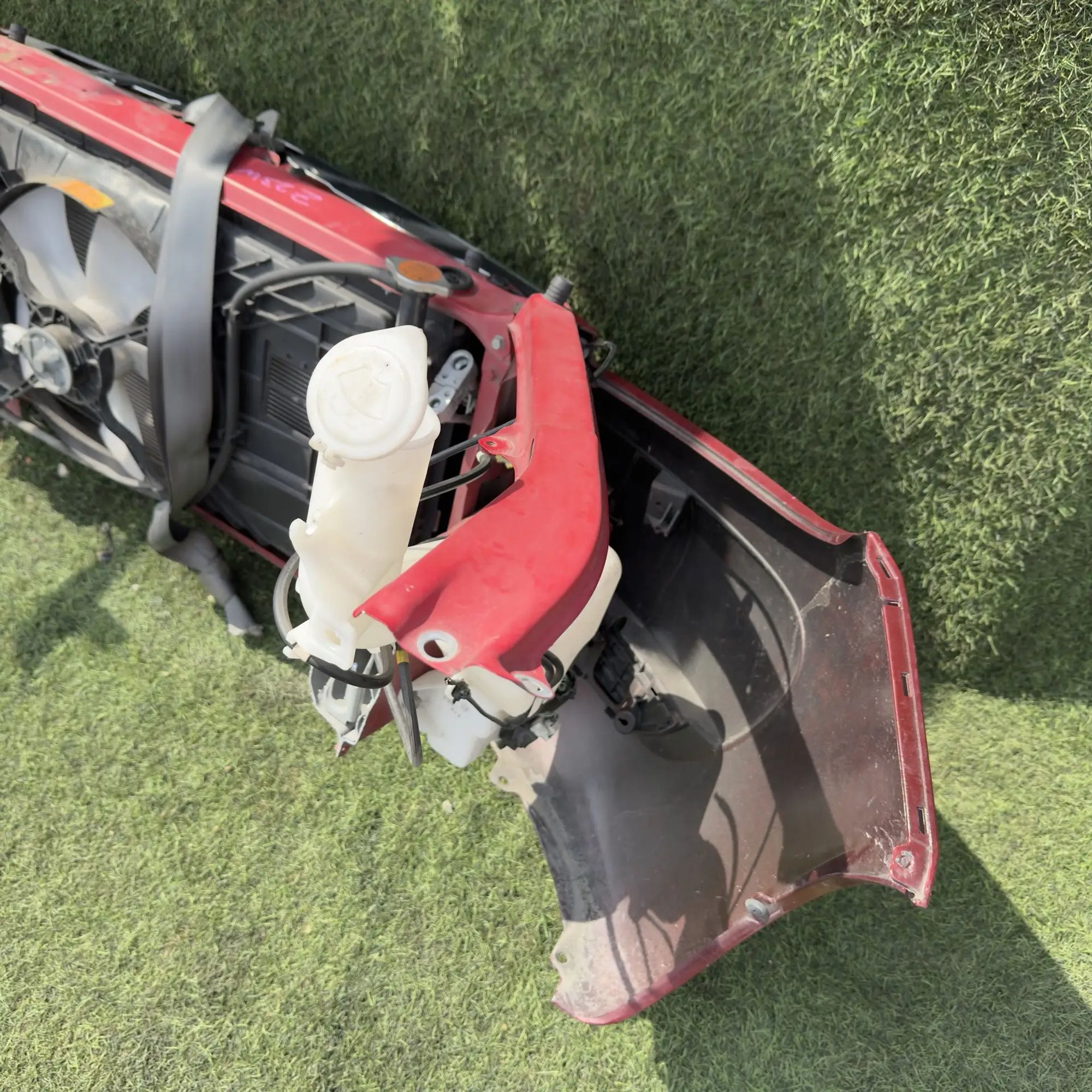 https://ycs.partsauto.market/partsauto-images/thmbs/userImages/772e461030aea93f4dbb6447c0f924d3/part/ca56dd17-5f33-45b3-abe4-5c019649e307_1778159388848.jpg