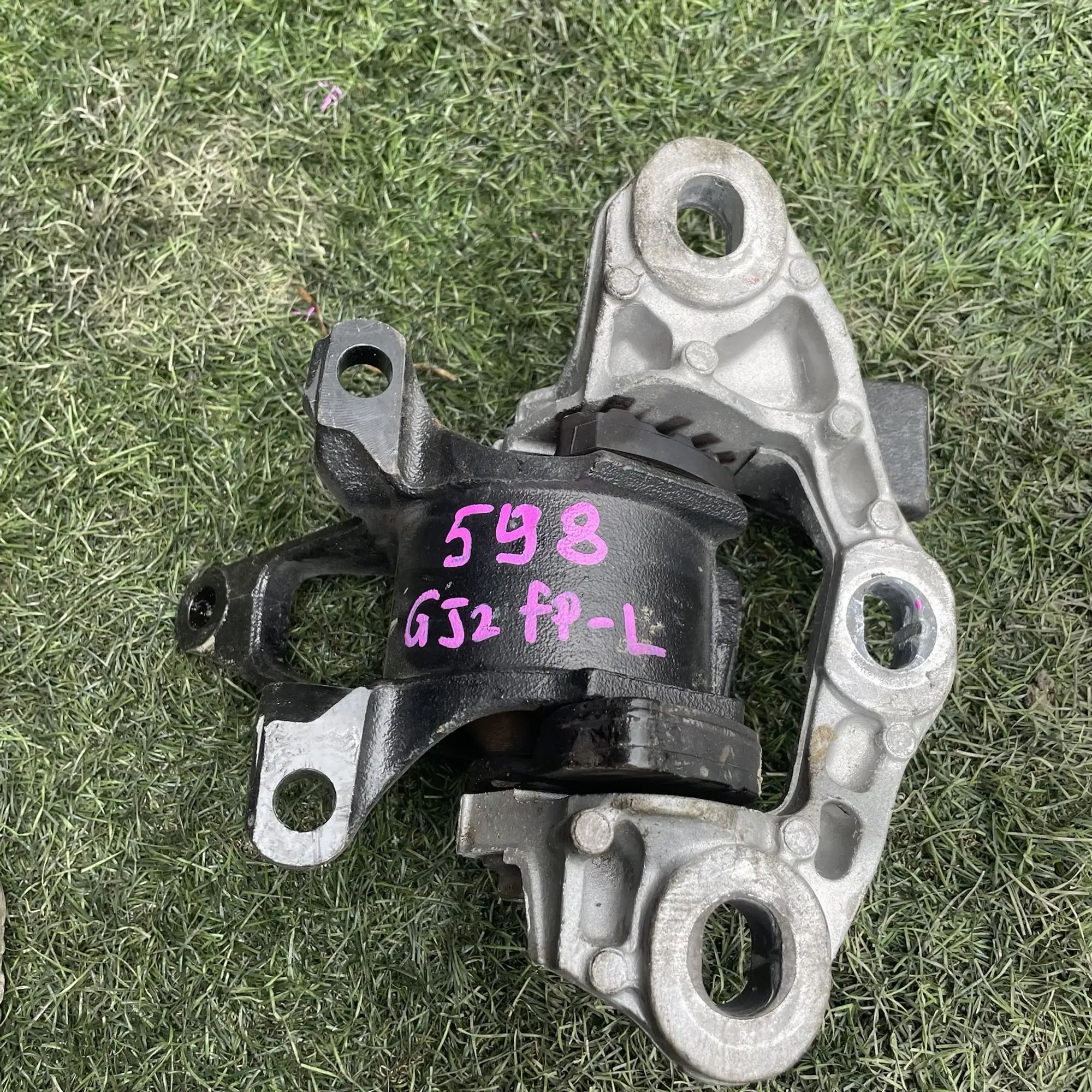 https://ycs.partsauto.market/partsauto-images/thmbs/userImages/772e461030aea93f4dbb6447c0f924d3/part/ca706b75-3e98-4508-8ea3-ddb3032c2ee5_1779192840271.jpg