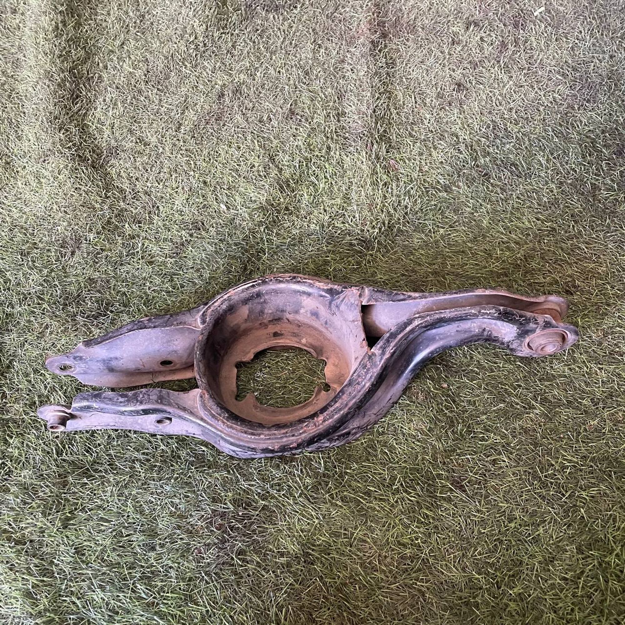 31 Рычаг задний поперечный нижний Honda Stepwgn RF3, 3000 рублей, Невинномысск