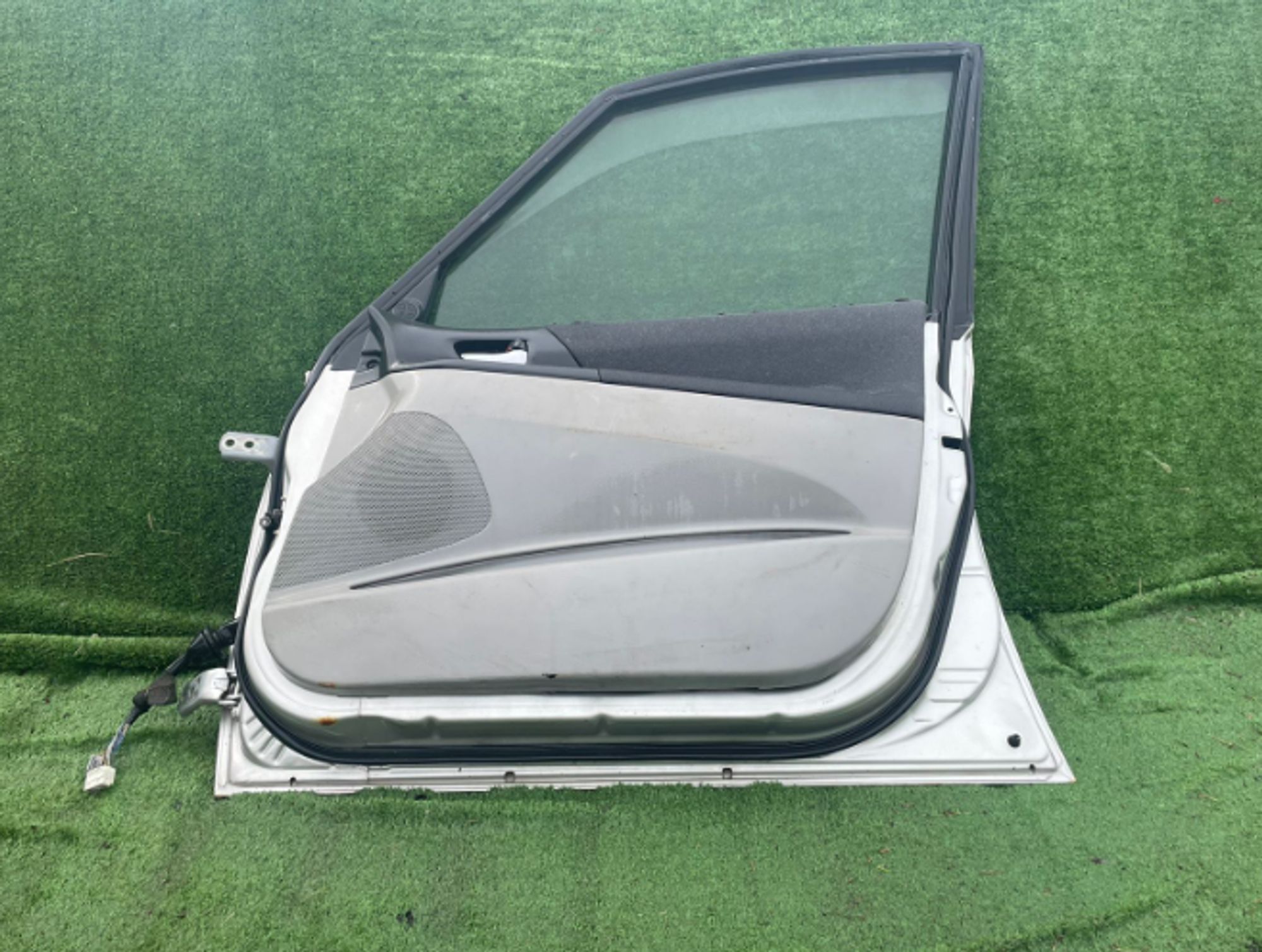 285 Дверь передняя правая Toyota Opa I 2002, 9500 рублей, Невинномысск